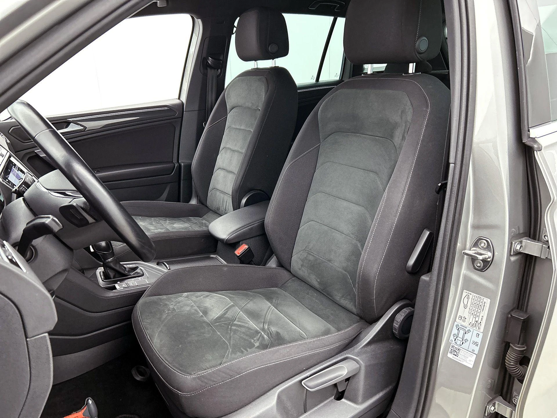 Volkswagen-Tiguan-image-39