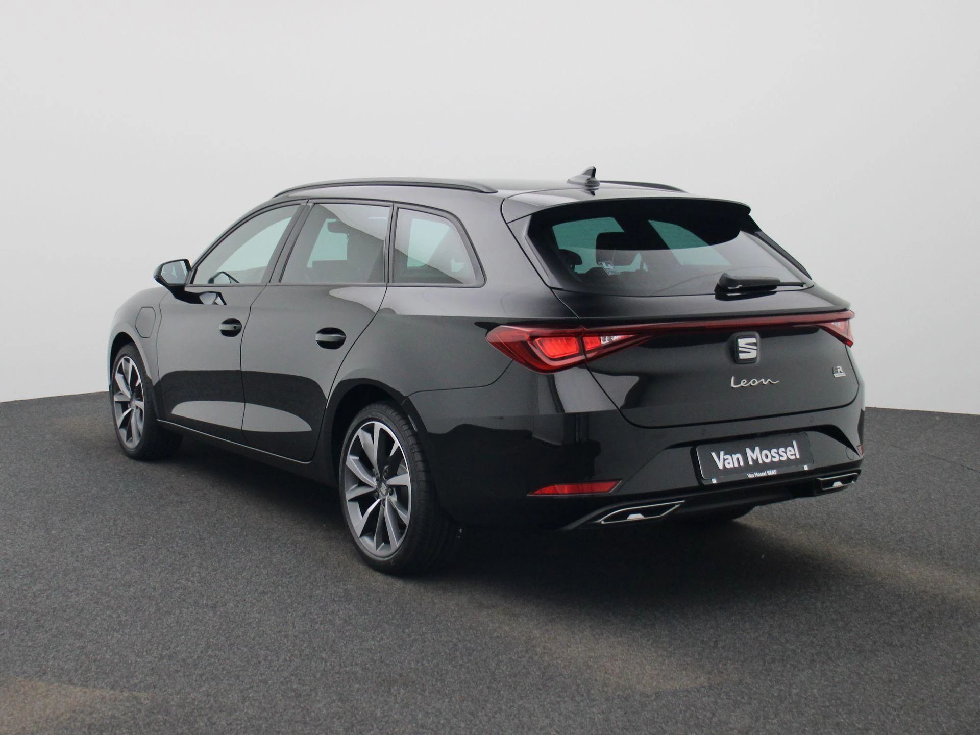 SEAT Leon Sportstourer 1.5 TSI e-Hybrid FR Business