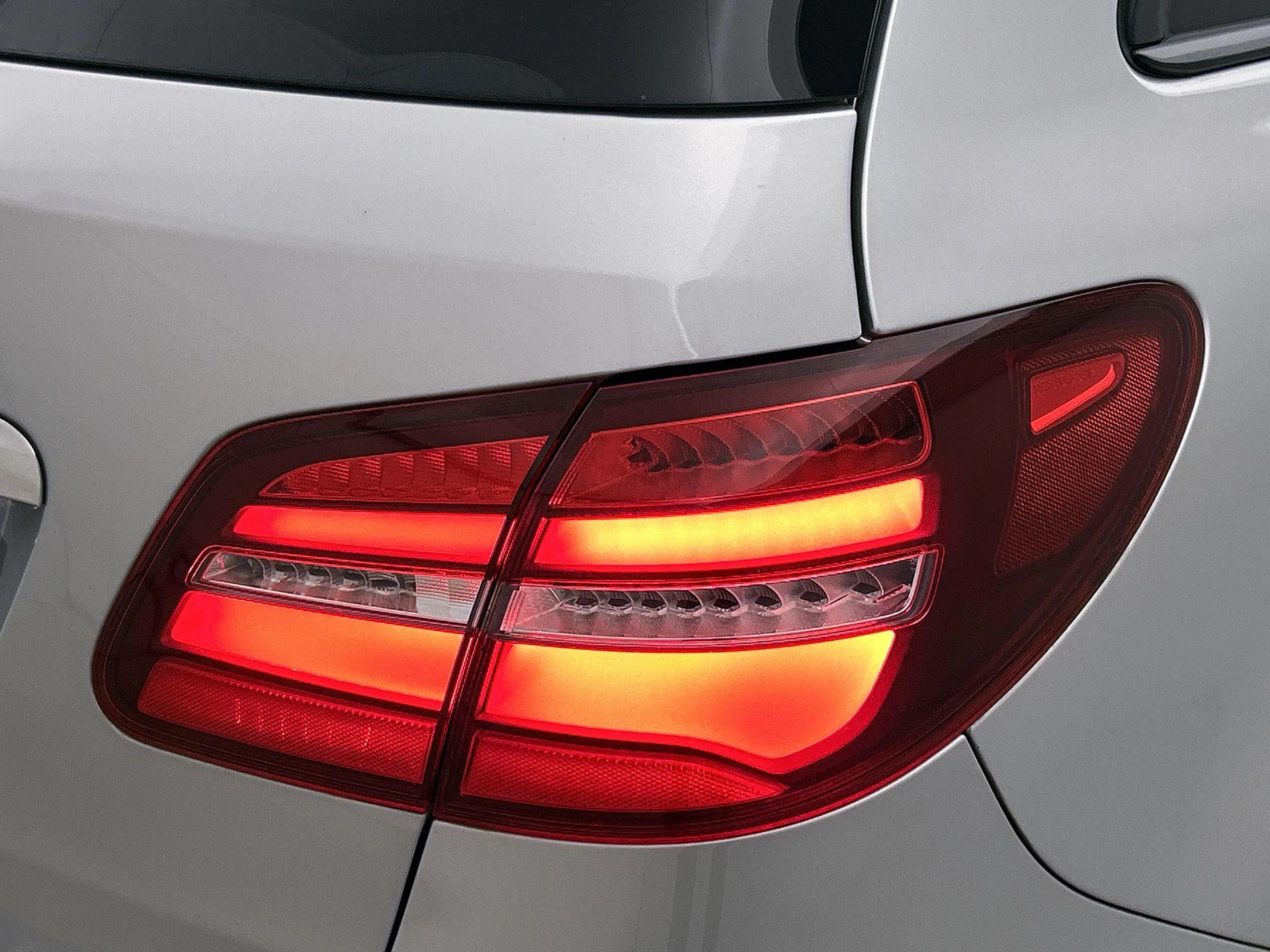 Mercedes-Benz-B-Klasse-image-22