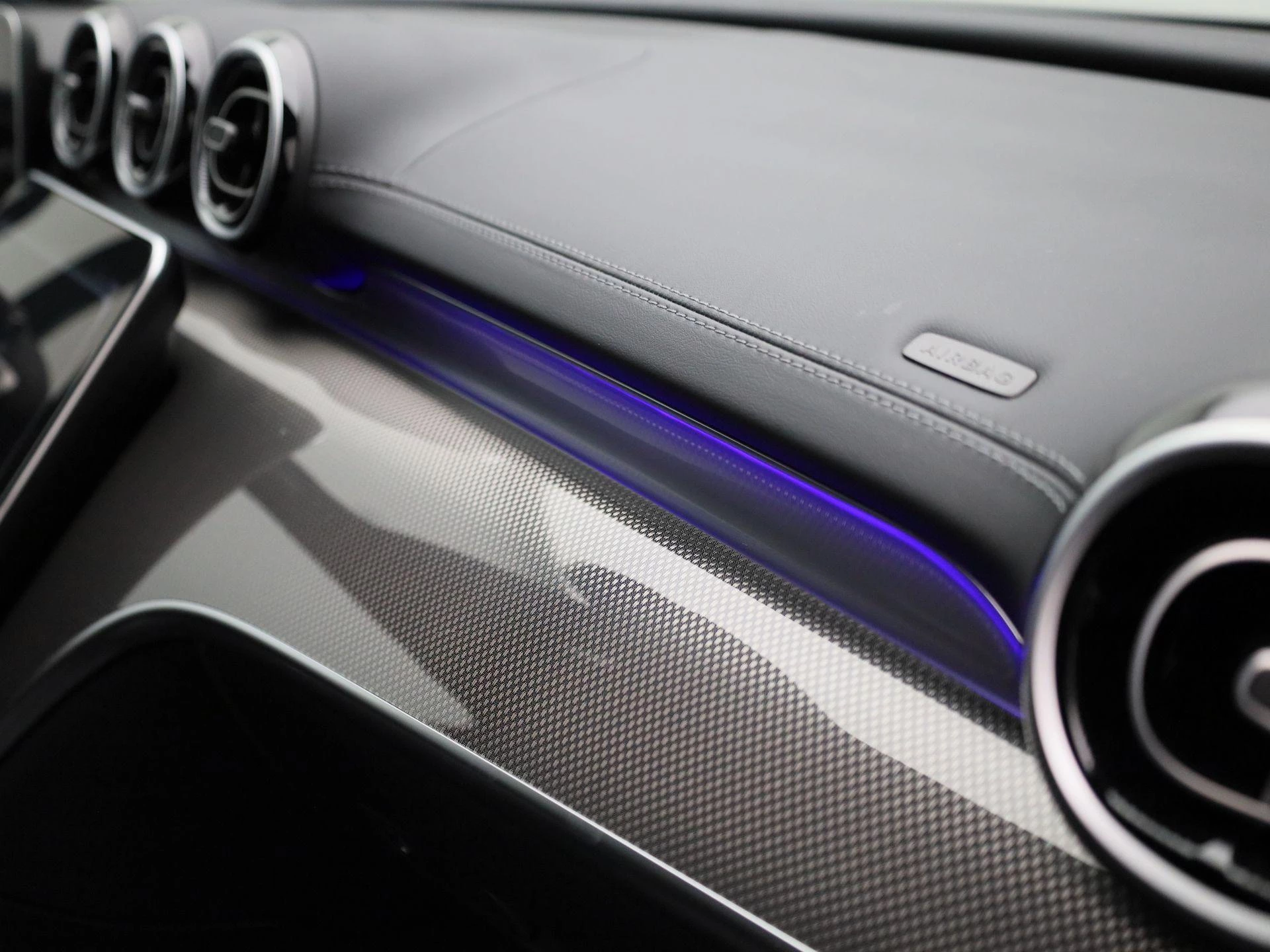 Mercedes-Benz-C-Klasse-image-60