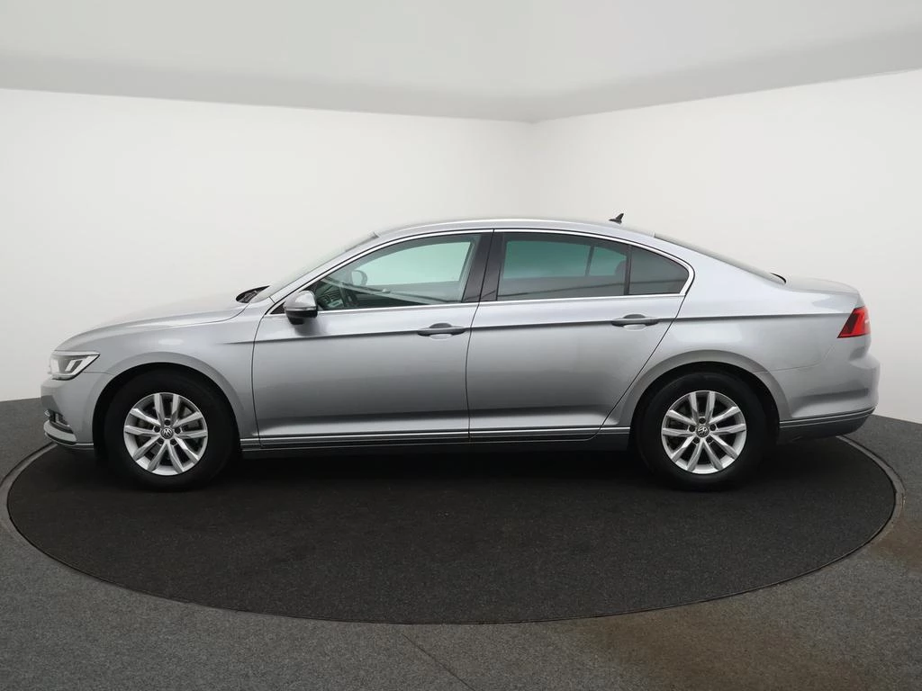Volkswagen Passat Passat Comfortline 1.5TSI *AUTOMAAT*VIRTUAL COCKPIT*TREKHAAK*NAVI*PDC*ACC*...9