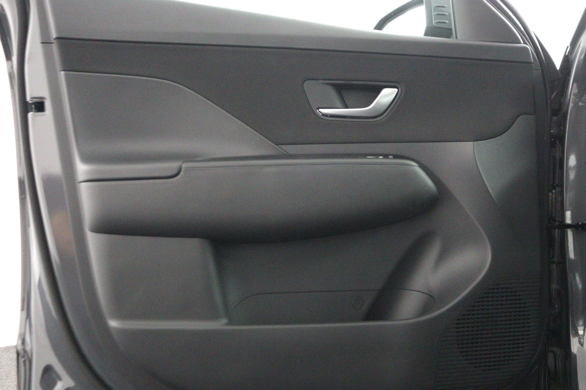 Hyundai-Kona-image-41
