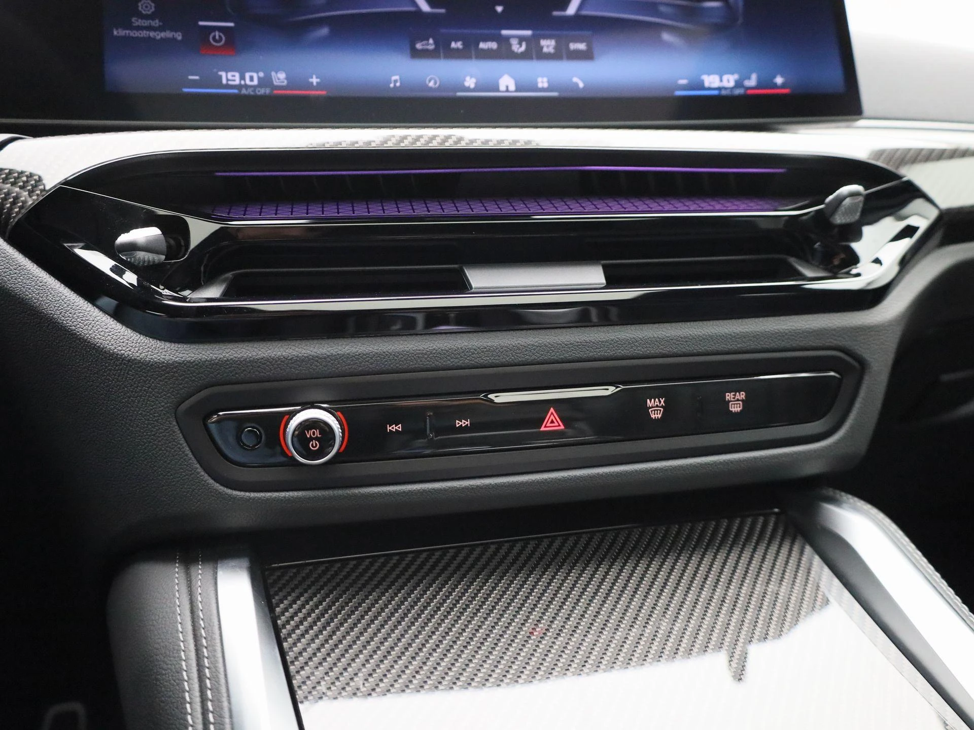 BMW-i4-image-20