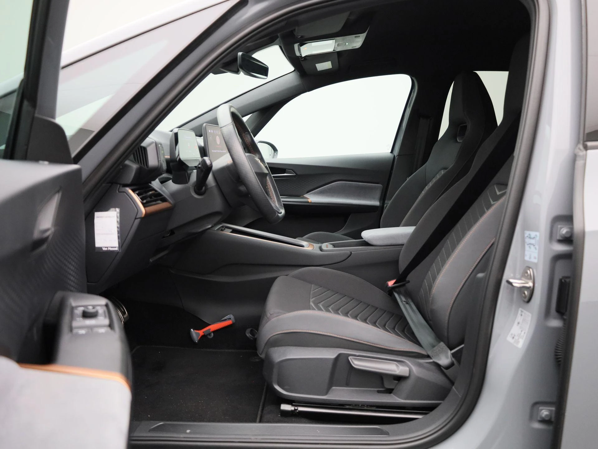 CUPRA Born - 10