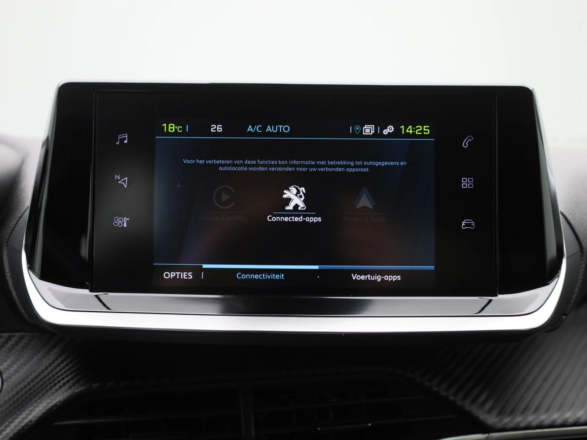 Peugeot-e-2008-image-25