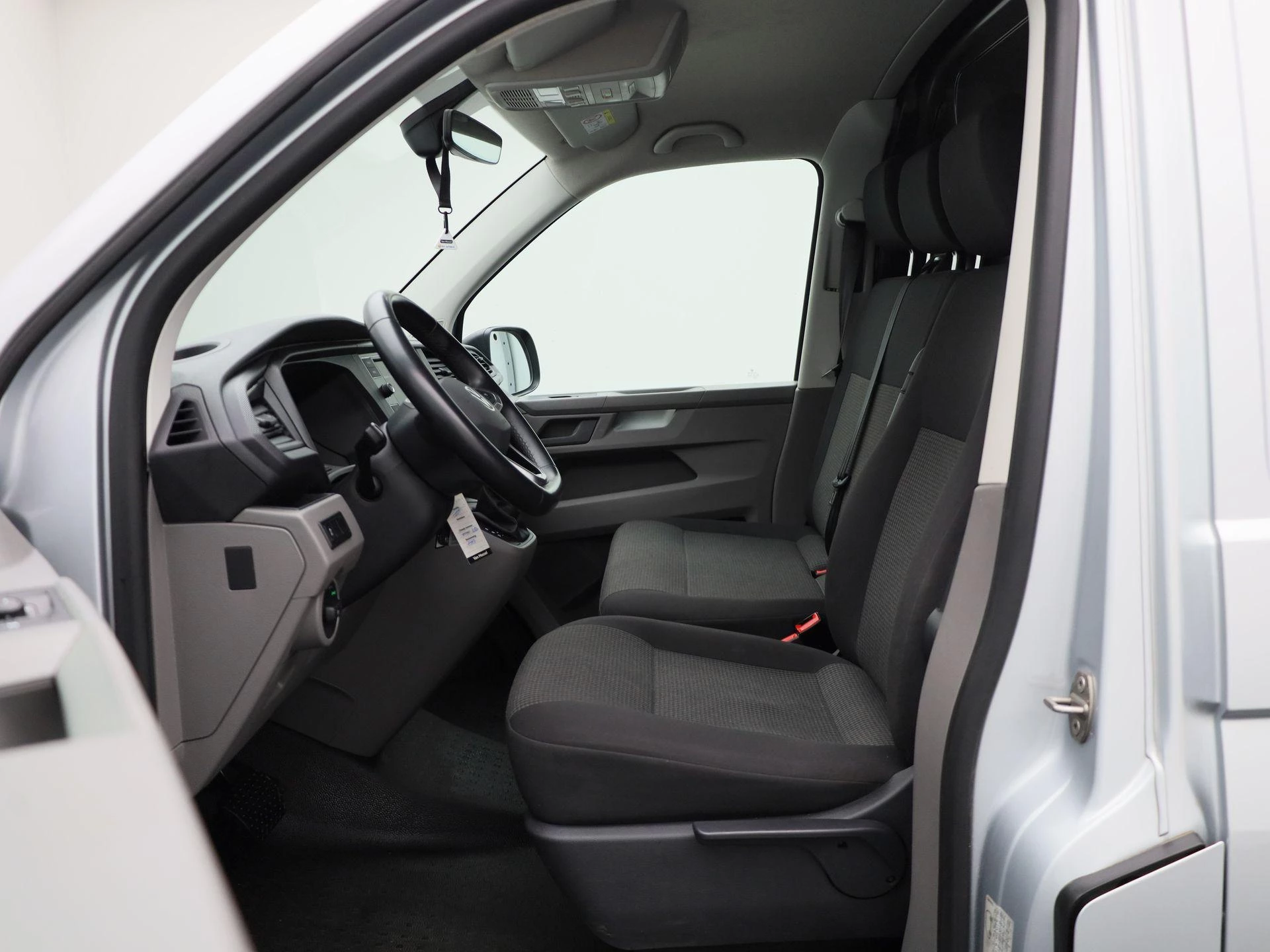 Volkswagen Transporter 2.0 TDI L1H1 150PK