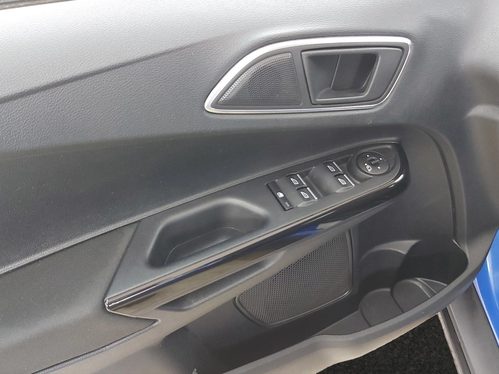 Ford-B-MAX-image-16