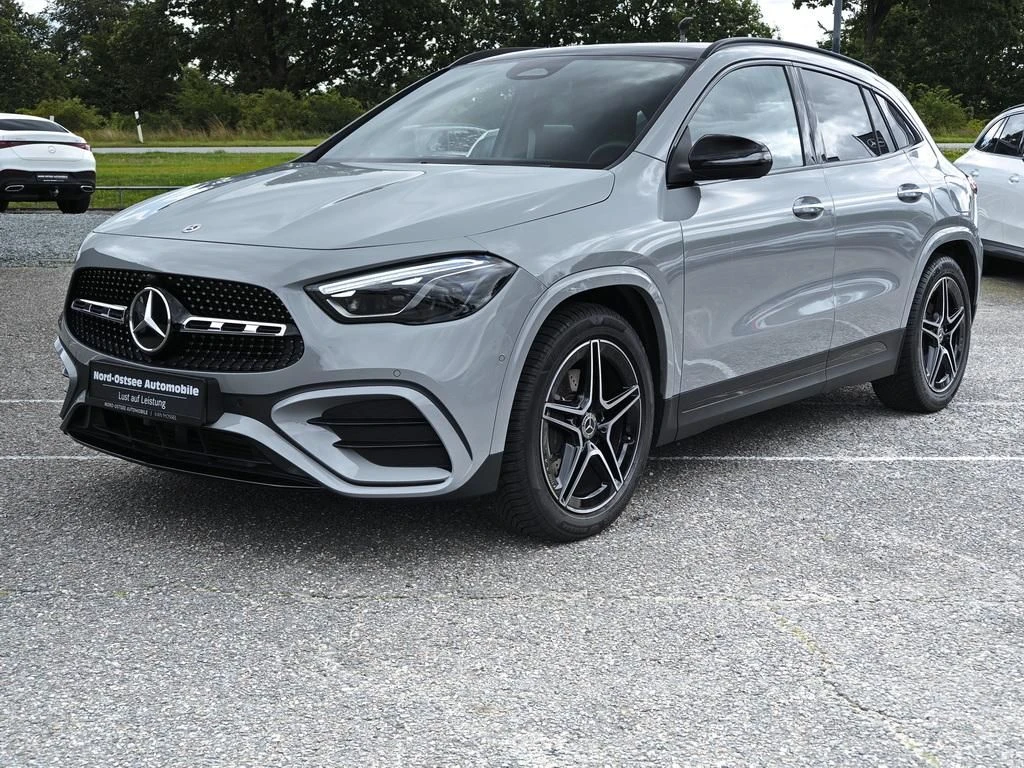 Mercedes-Benz-GLA 200 d-image-6