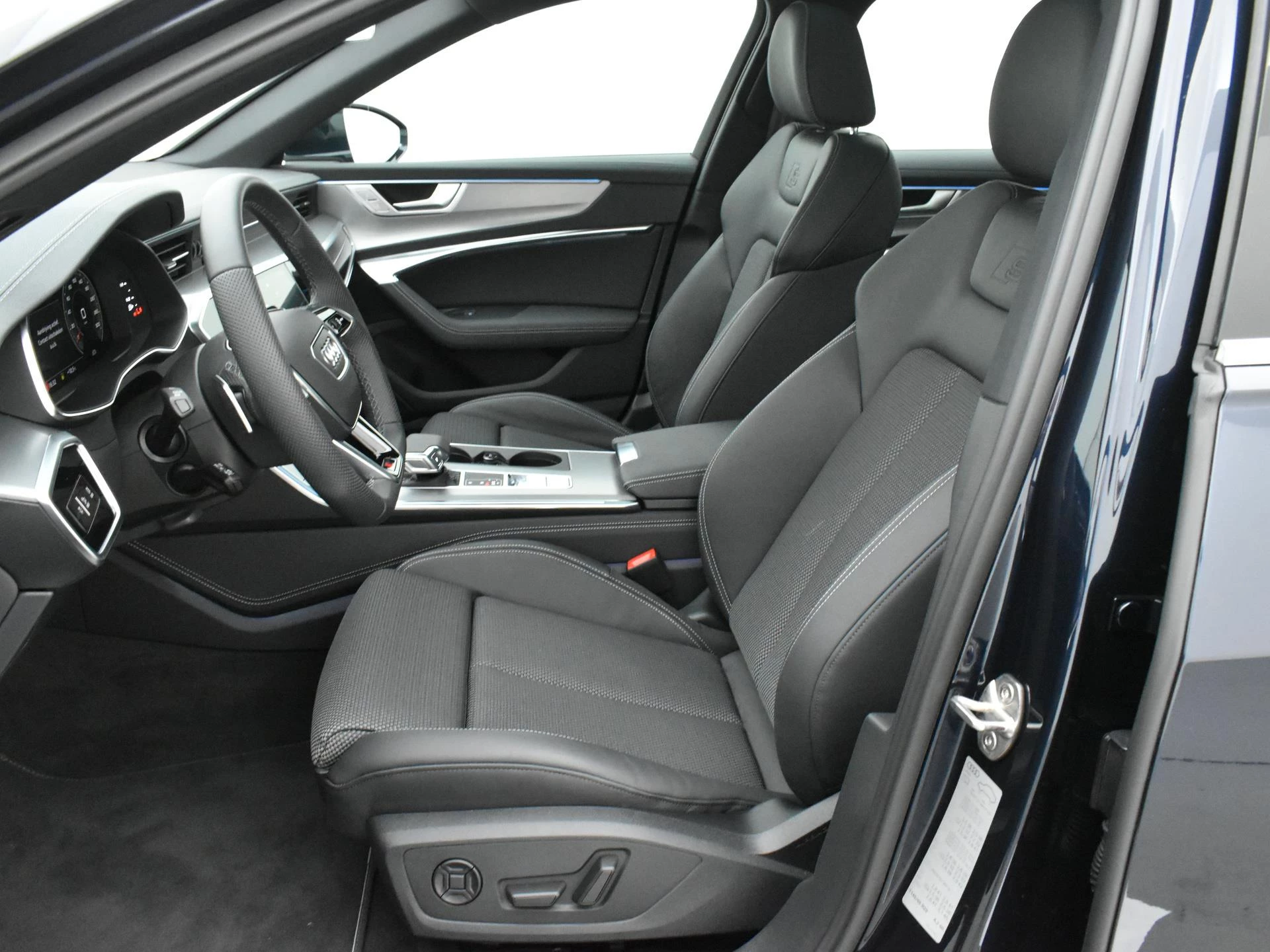 Audi A6 Avant 40 TFSI Advanced edition