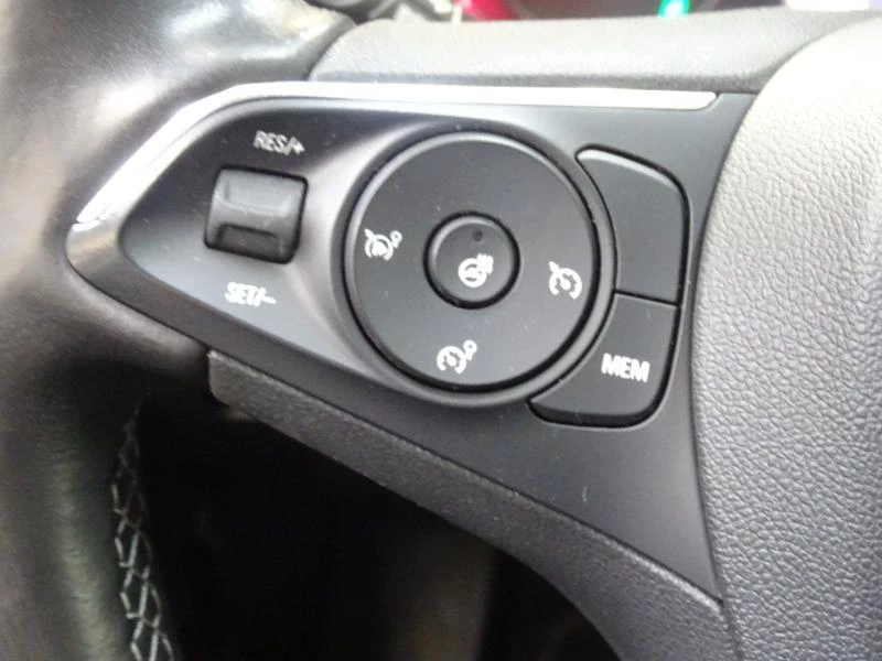 Opel Grandland X 1.6 Turbo S/S AT8 Ultimate