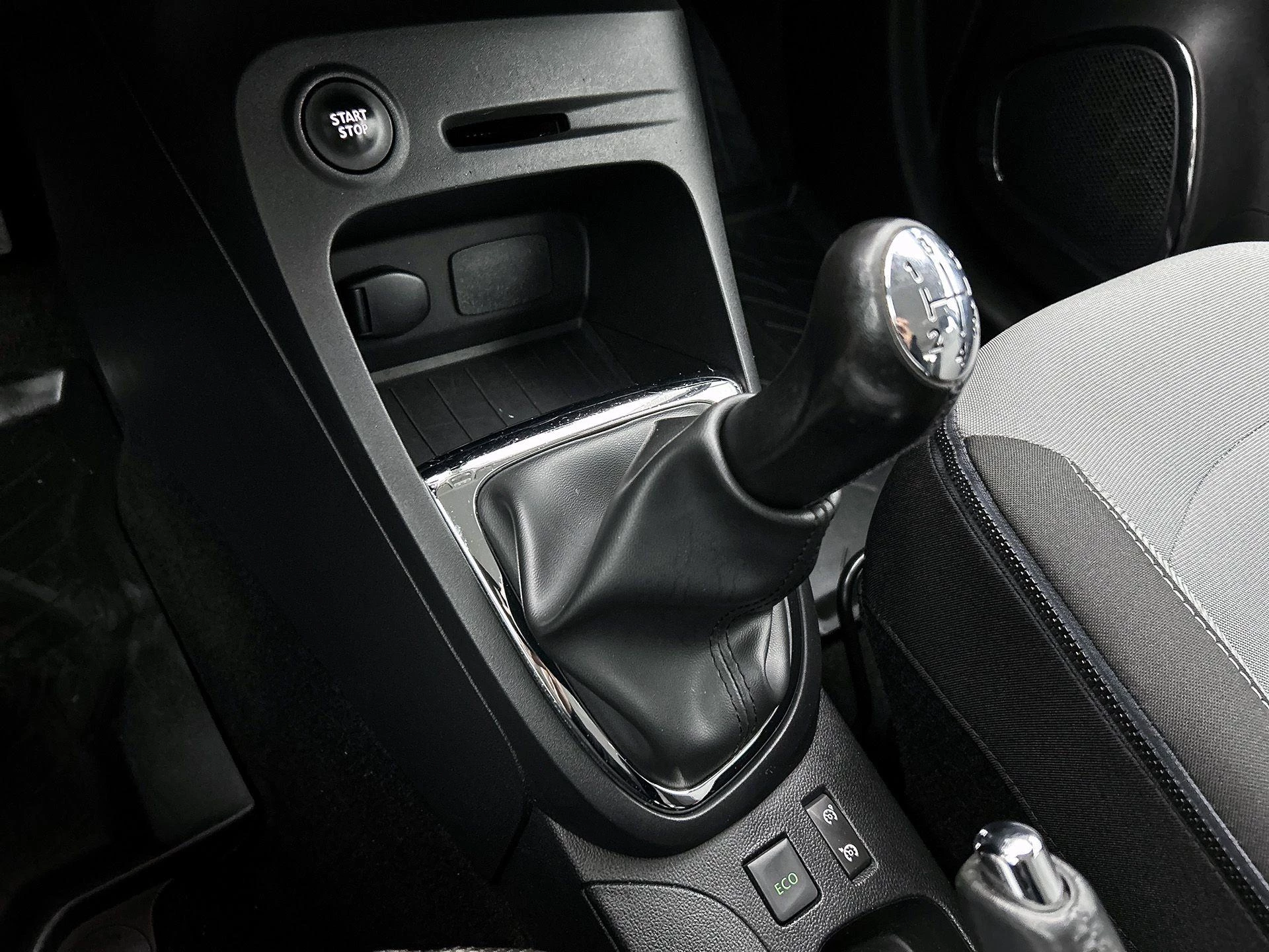 Renault-Captur-image-11