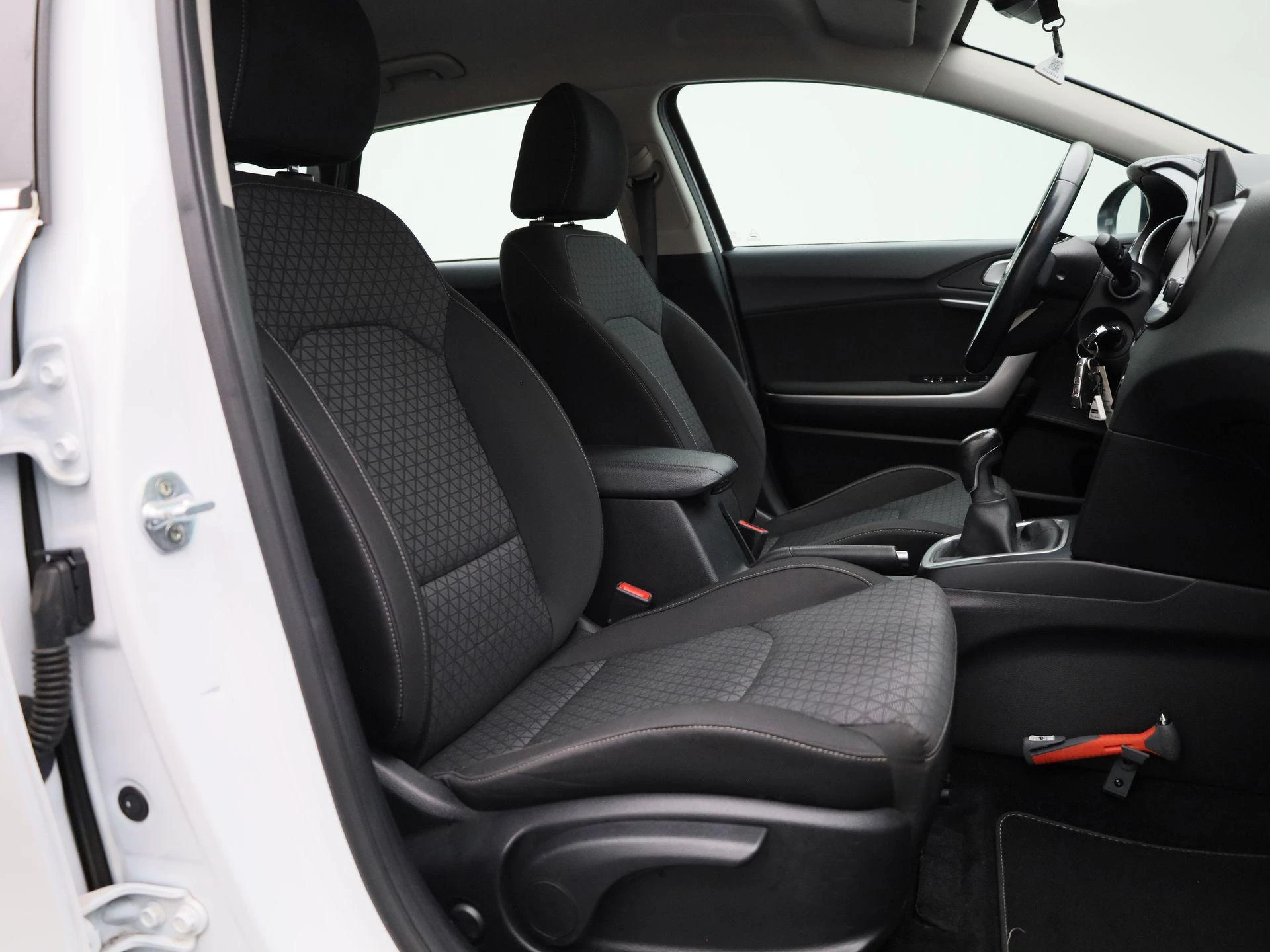 Kia-Ceed Sportswagon-image-29