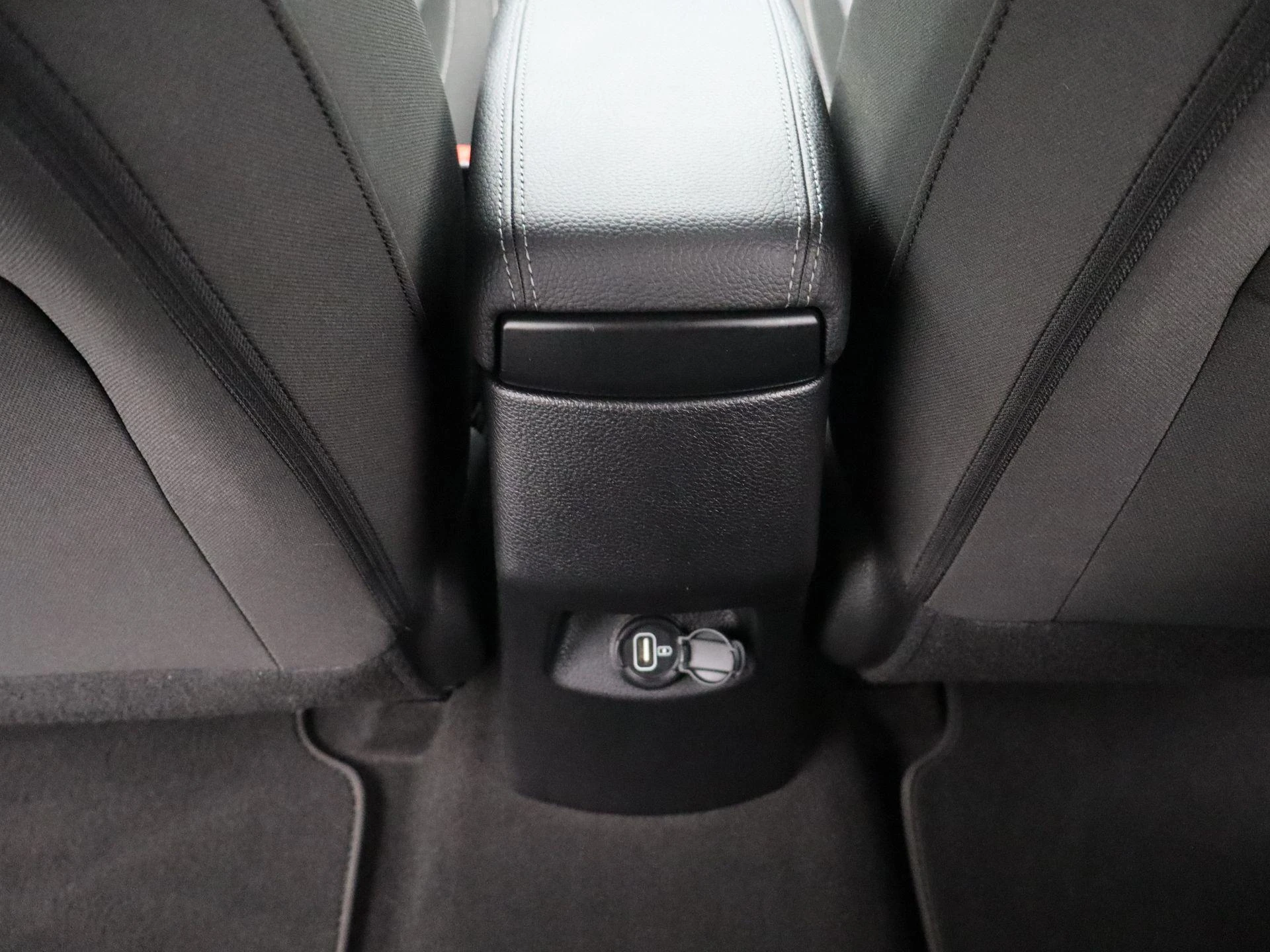 Kia-Rio-image-30