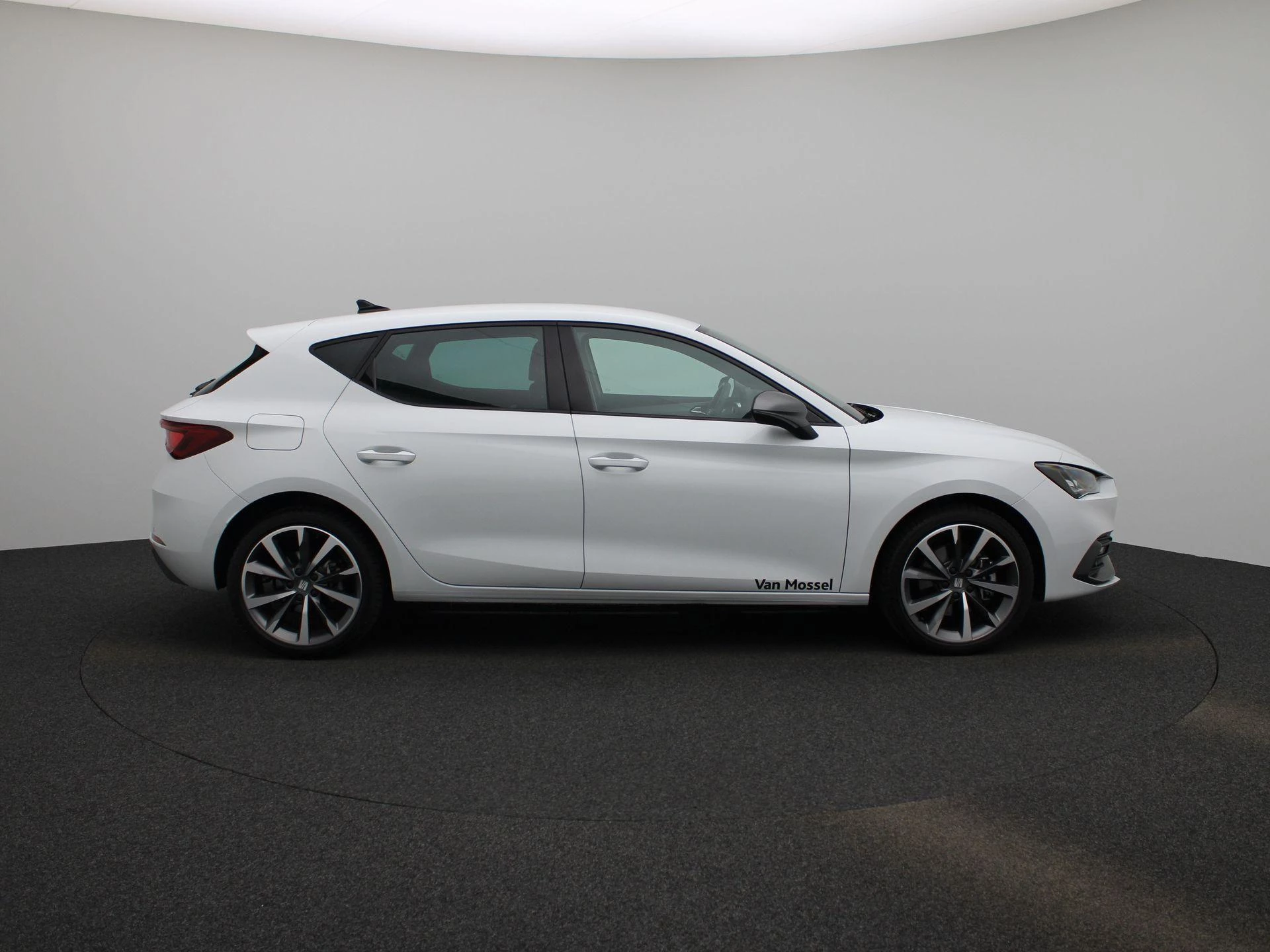 SEAT-Leon-image-5