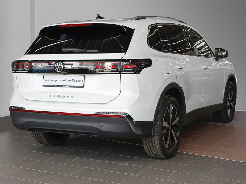 Volkswagen-Tiguan-image-3
