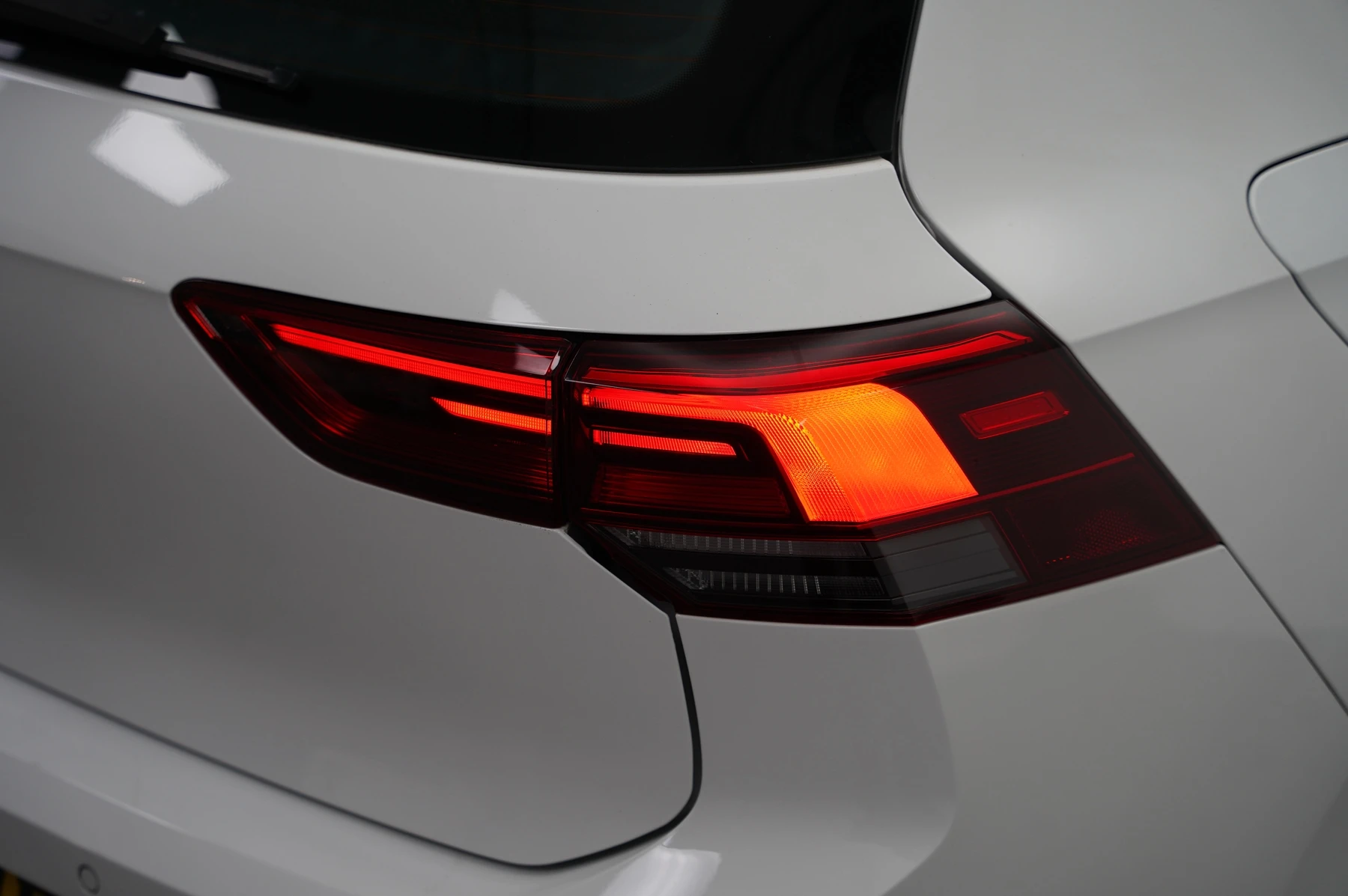 Volkswagen-Golf-image-30