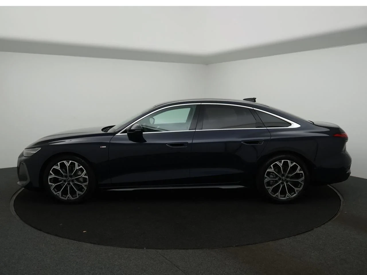 Audi A6 !NIEUW VOERTUIGN - STOCKDEAL! 2.0 TFSI S line S tronic