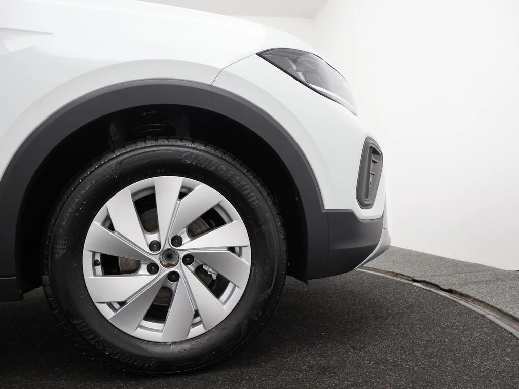 Volkswagen-T-Cross-image-8