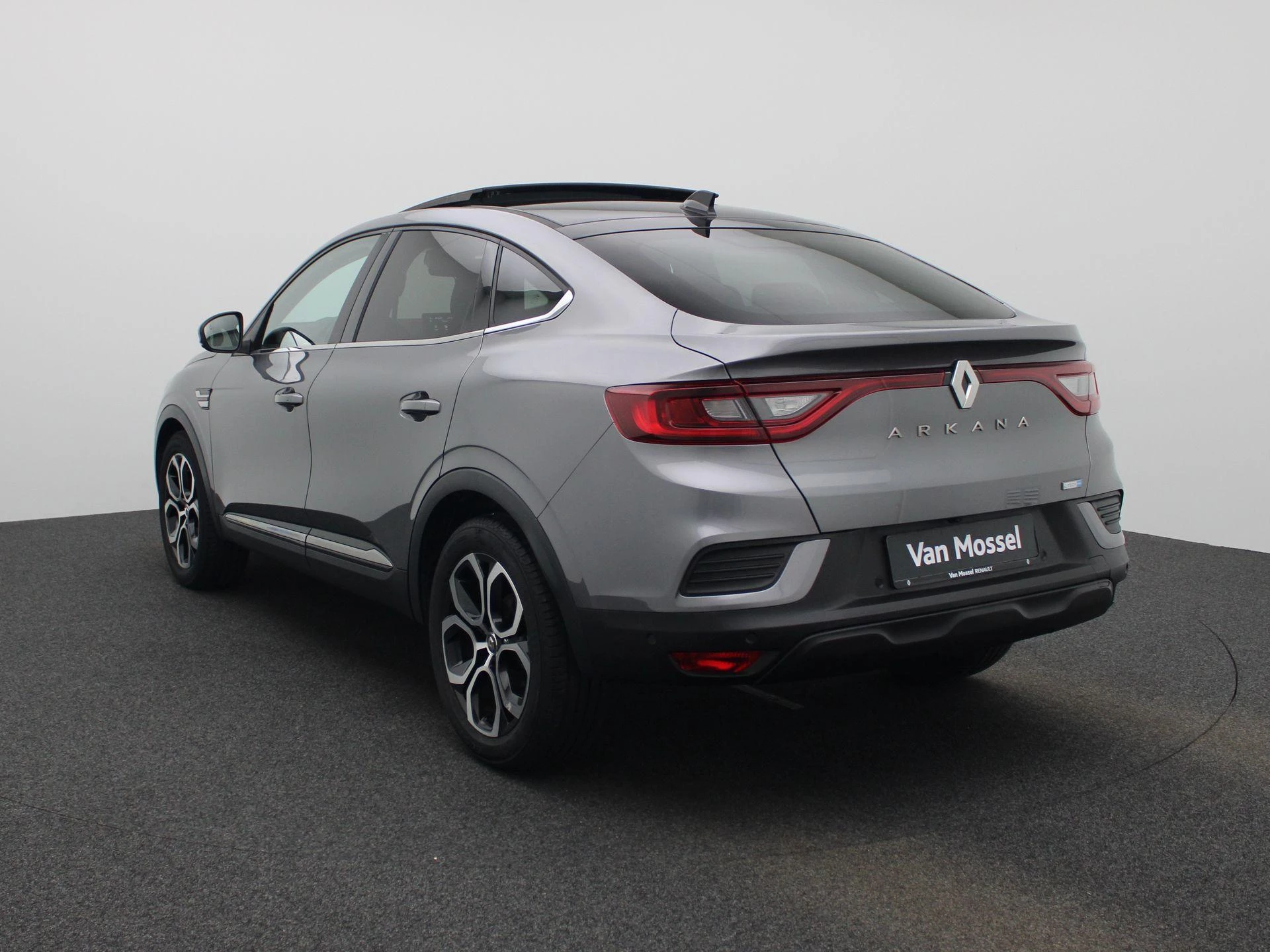 Renault-Arkana-image-1