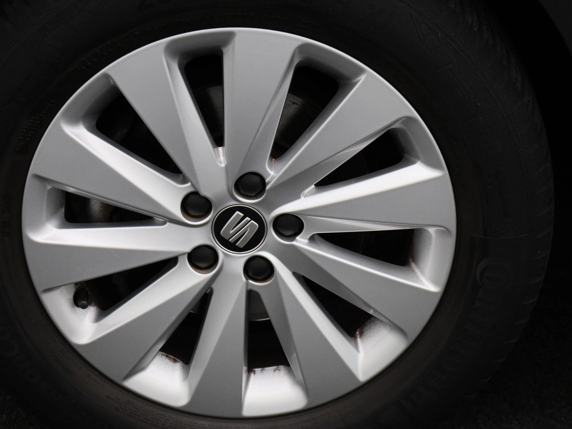 SEAT-Arona-image-11