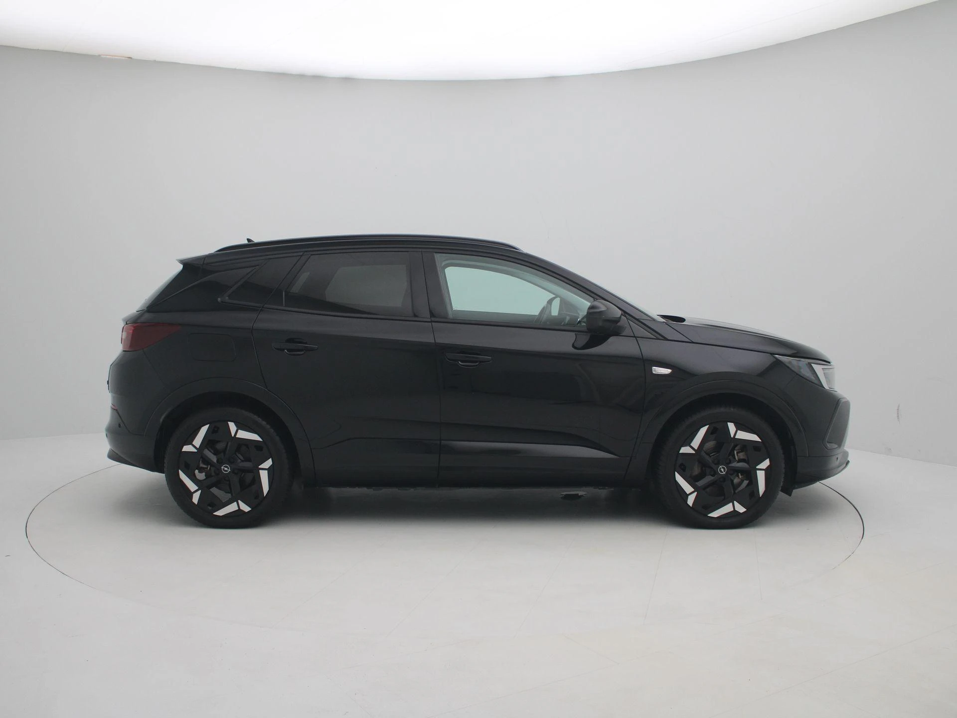 Opel-Grandland-image-5