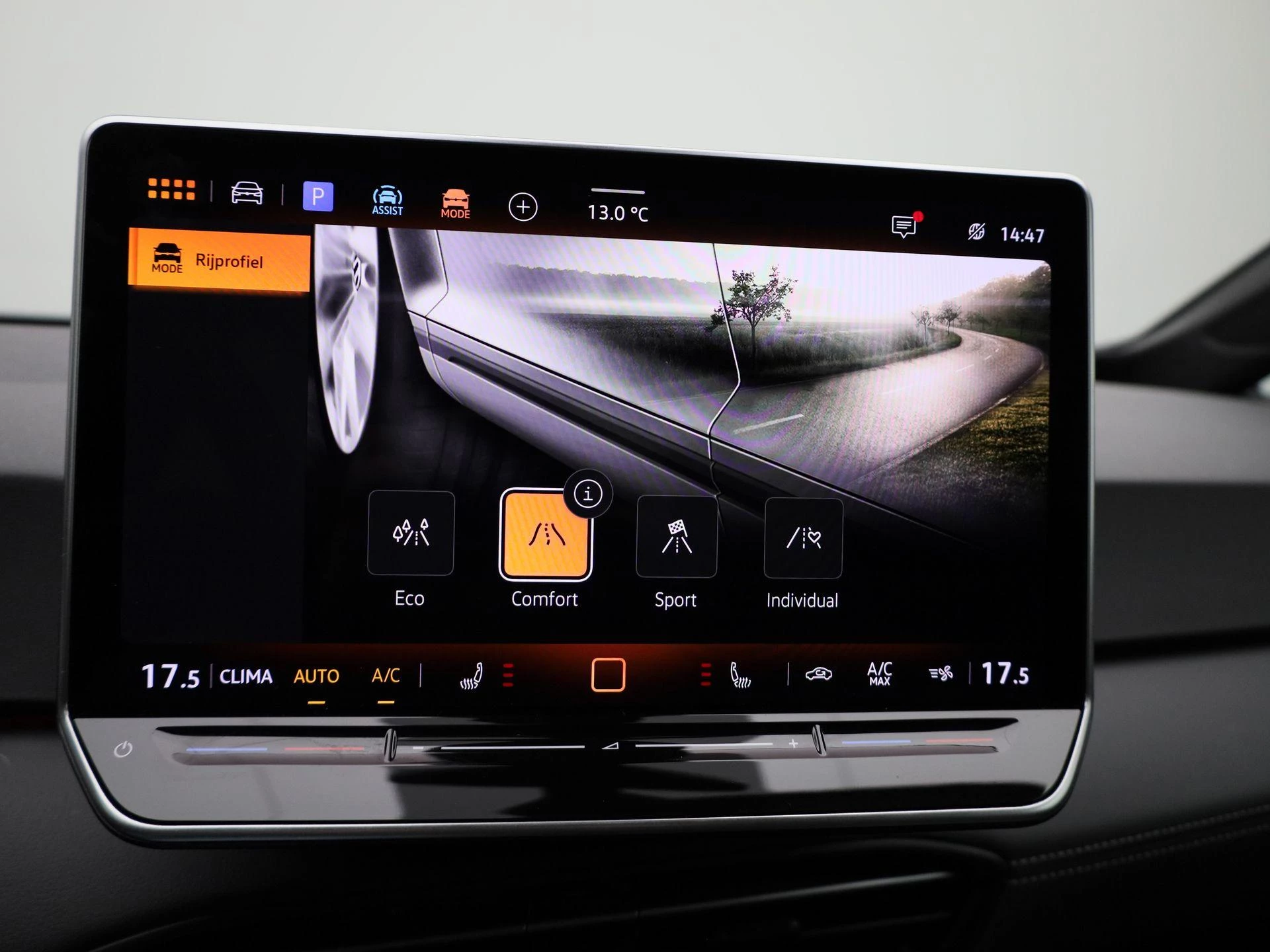 Volkswagen-ID.3-image-24