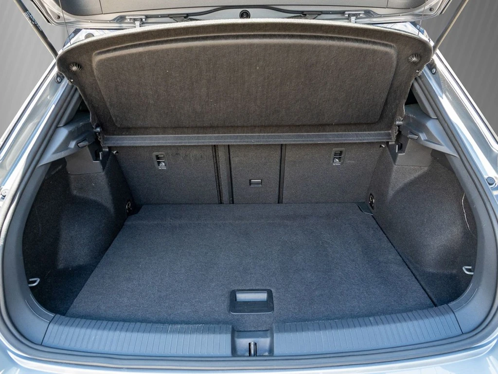 Volkswagen-T-Roc-image-5
