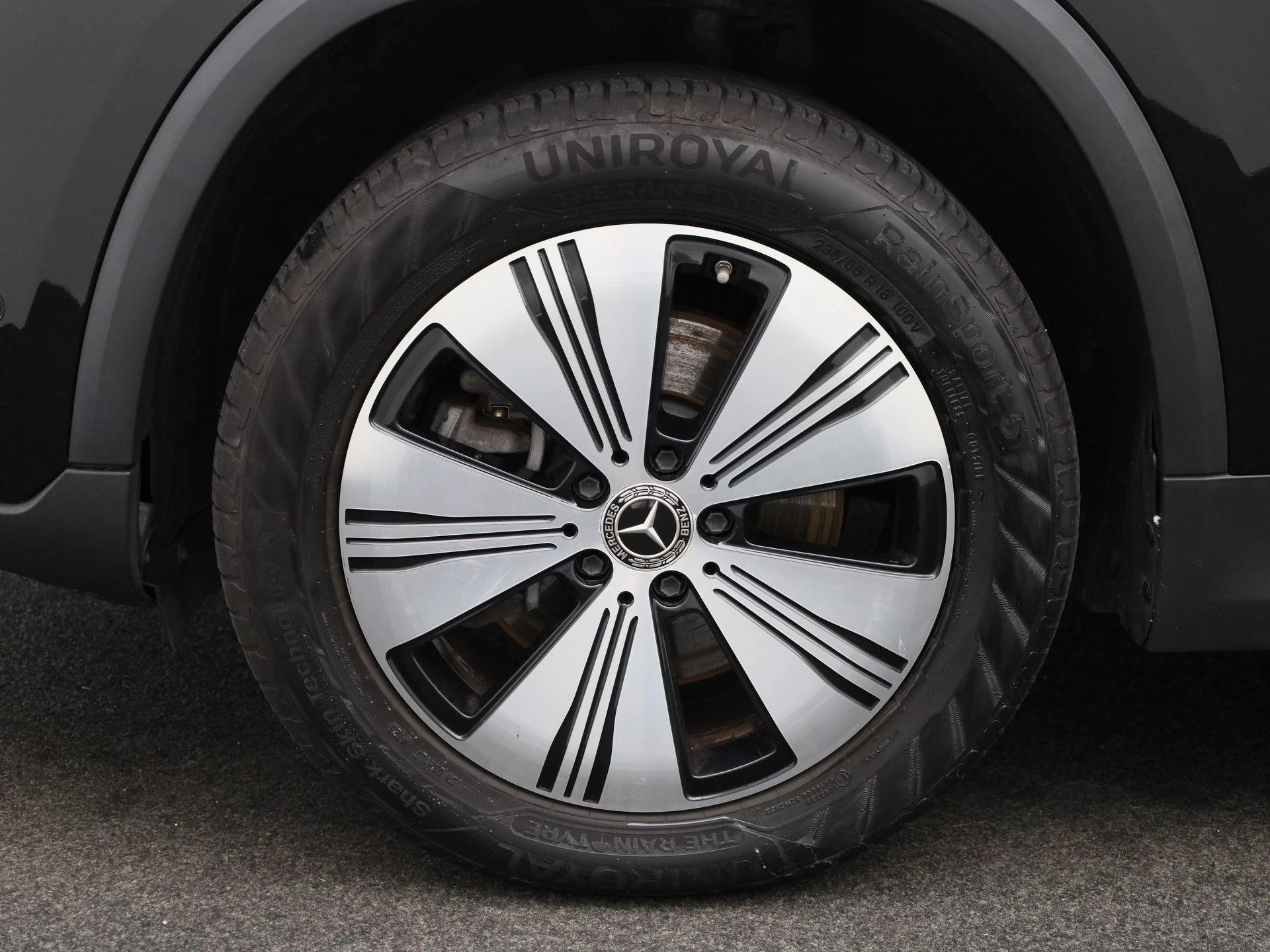 Mercedes-Benz-EQA-image-14