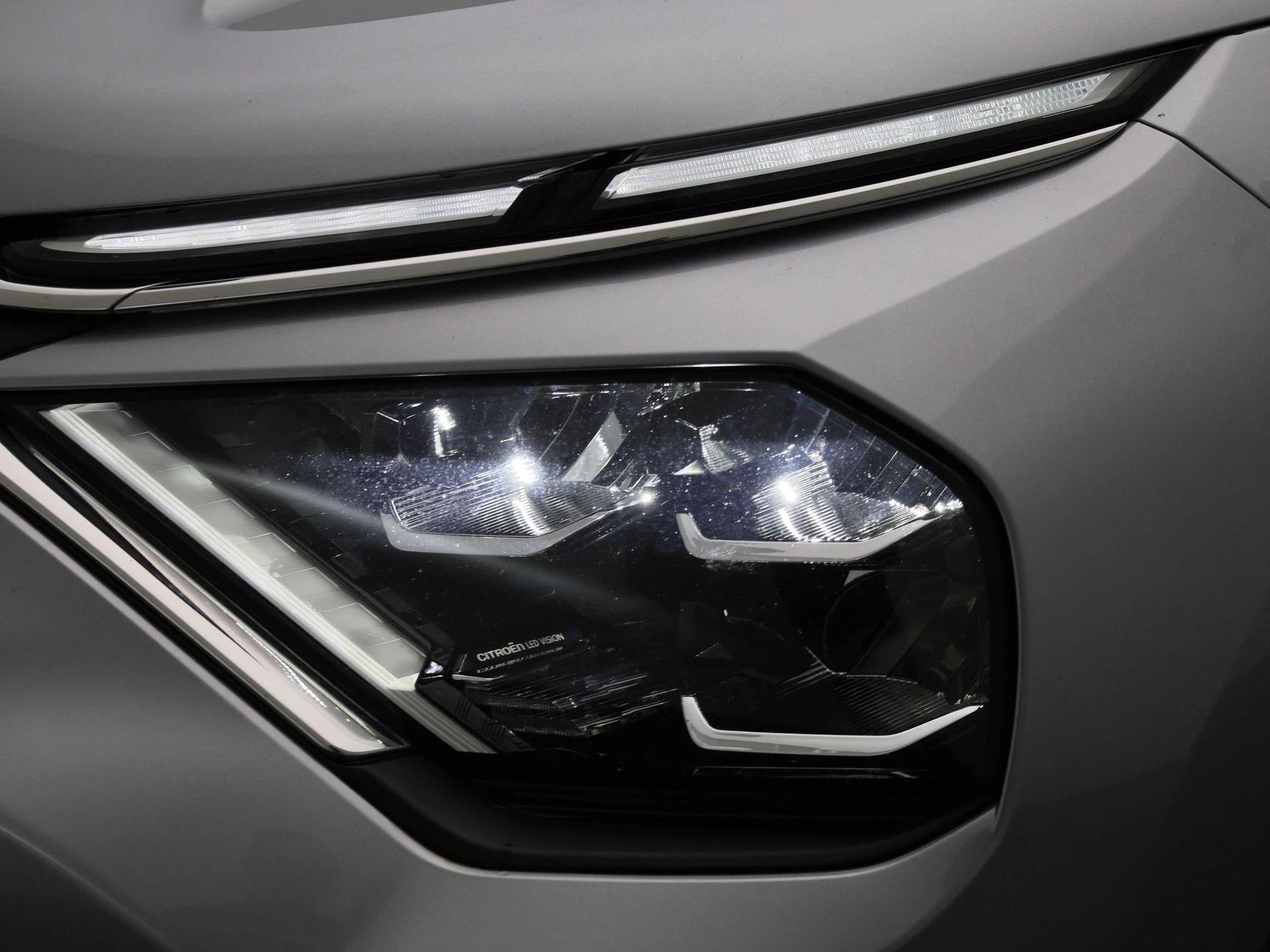 Citroën-ë-C4-image-15