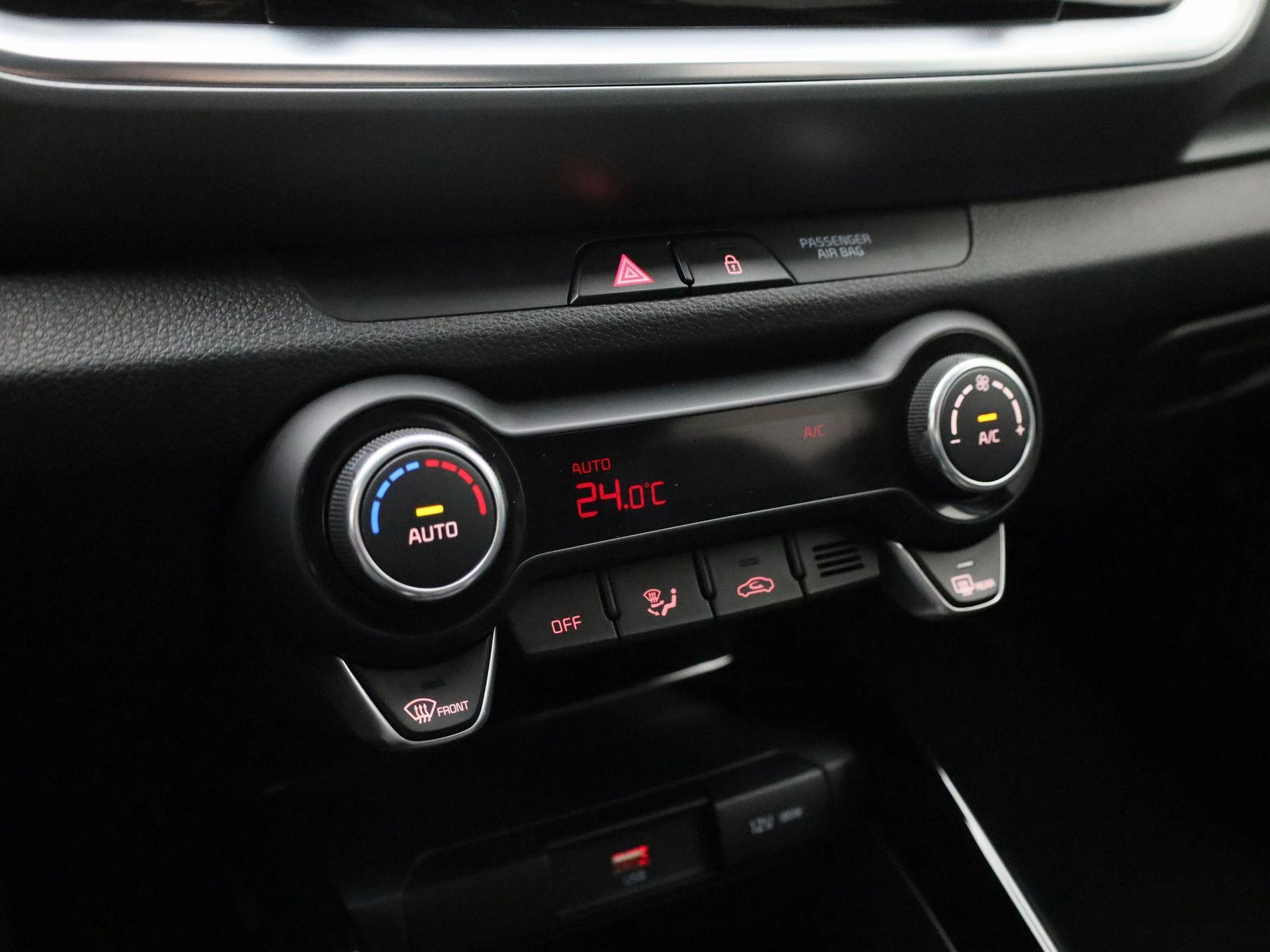 Kia-Stonic-image-18
