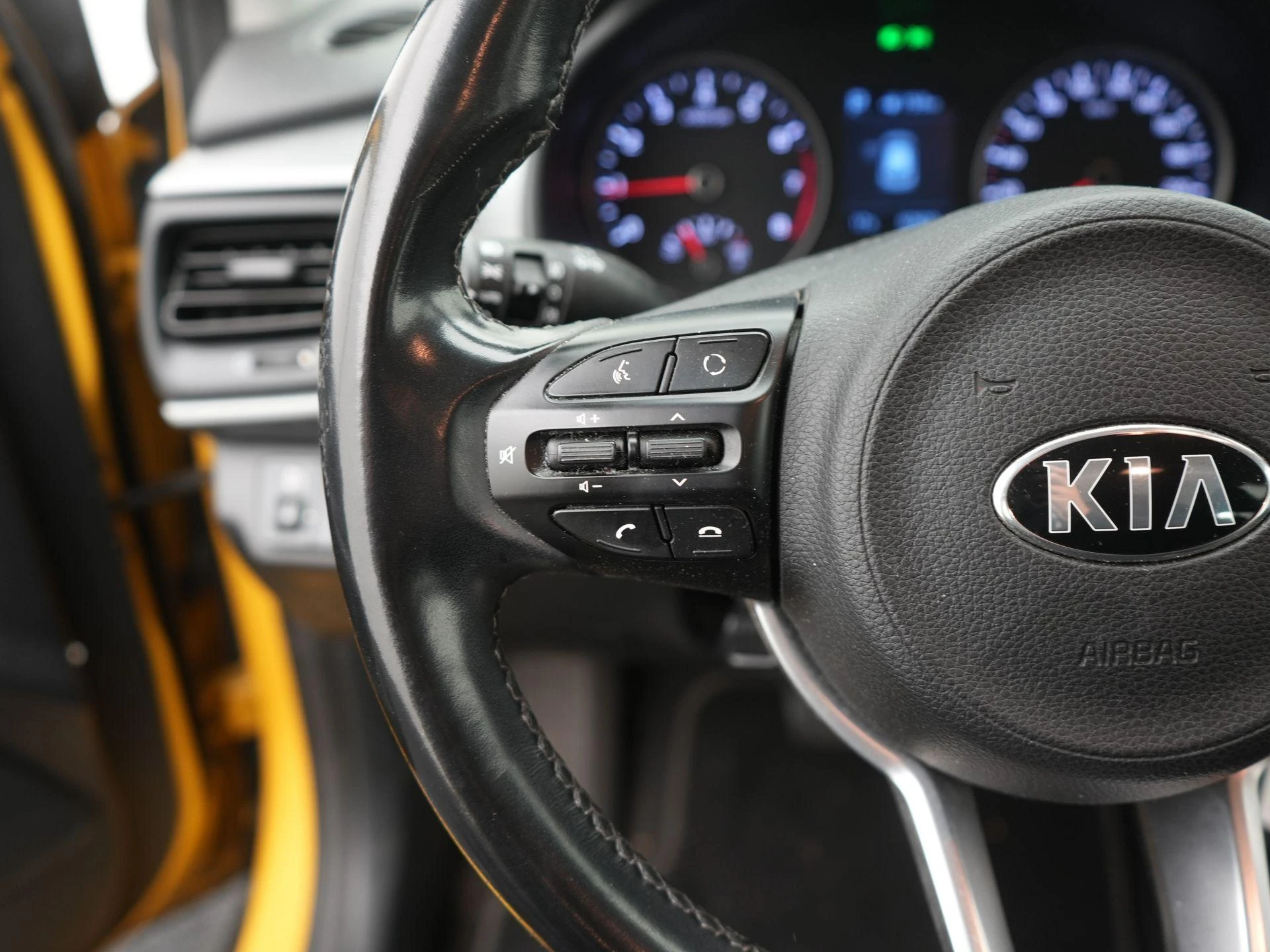 Kia-Stonic-image-20