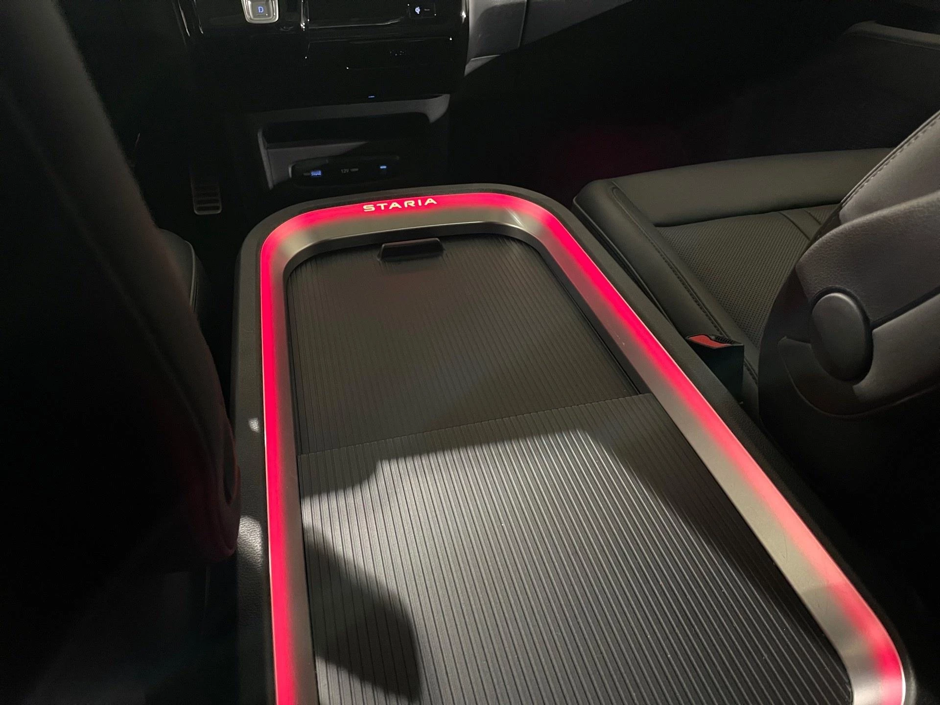 Hyundai-Staria-image-8