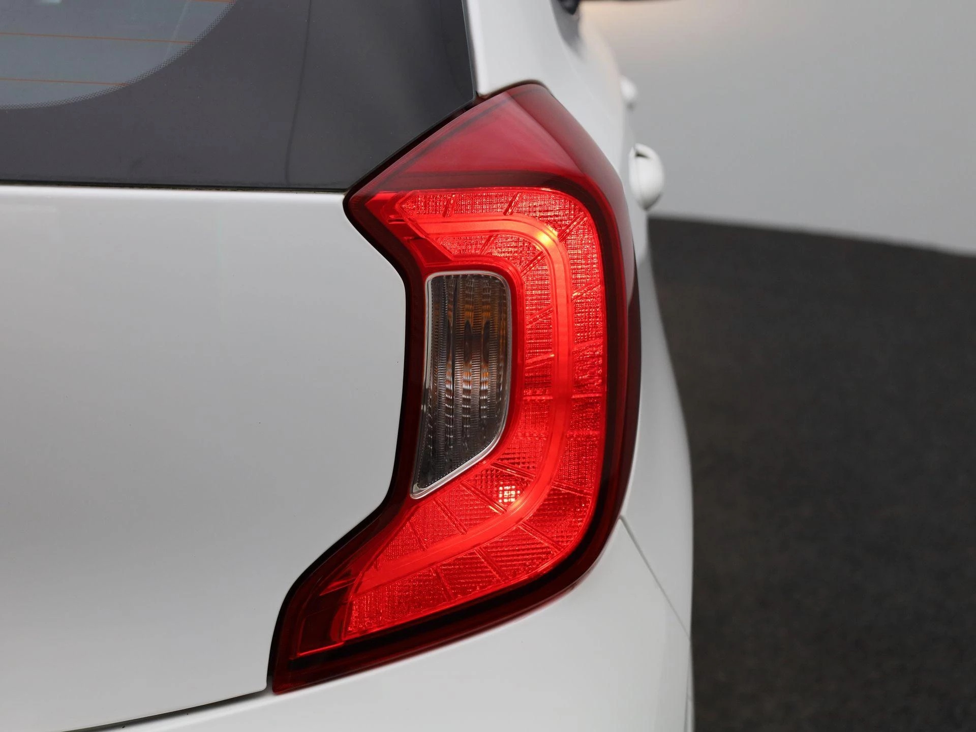 Kia-Picanto-image-30