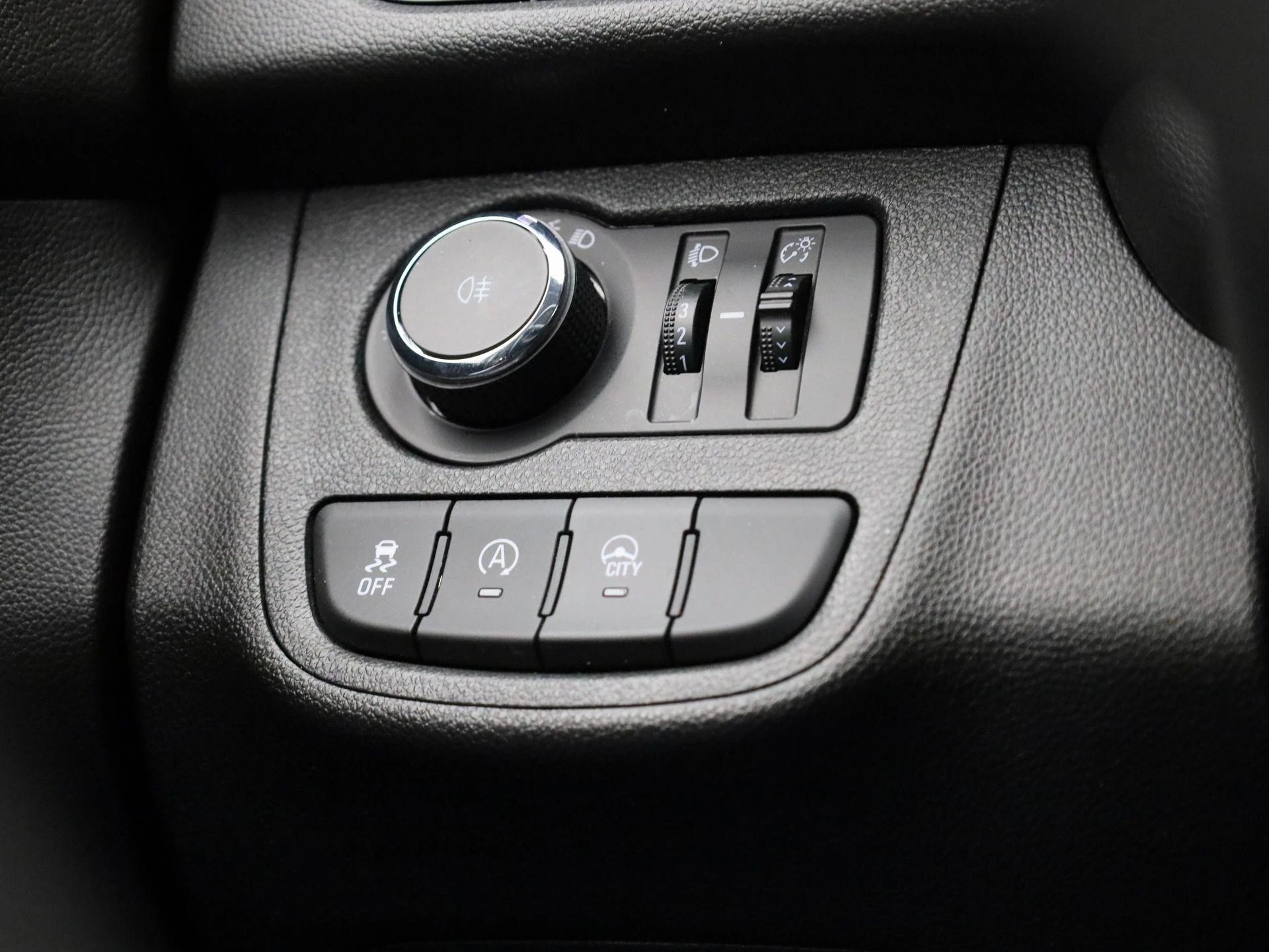 Opel-KARL-image-23