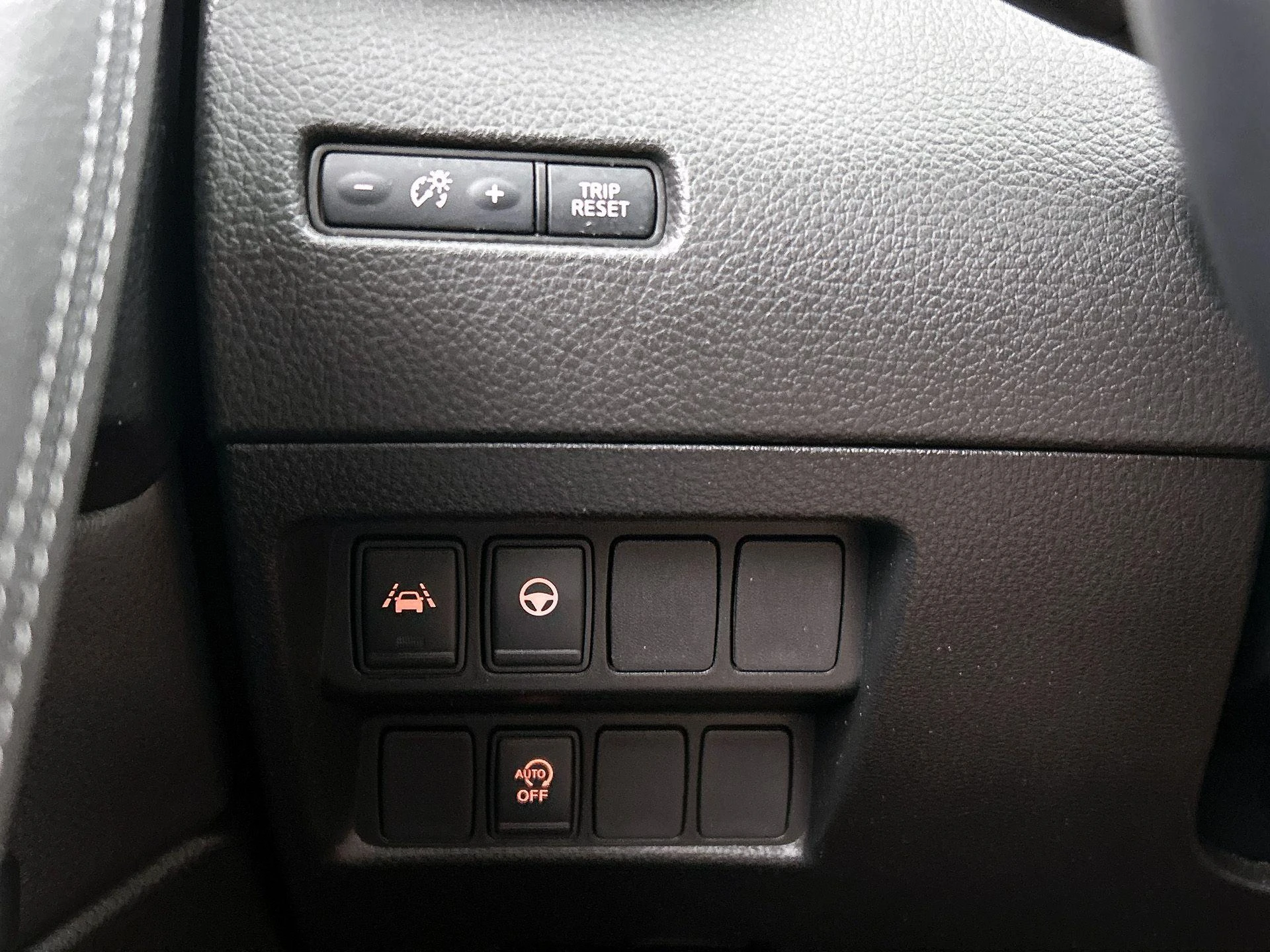 Nissan-QASHQAI-image-15