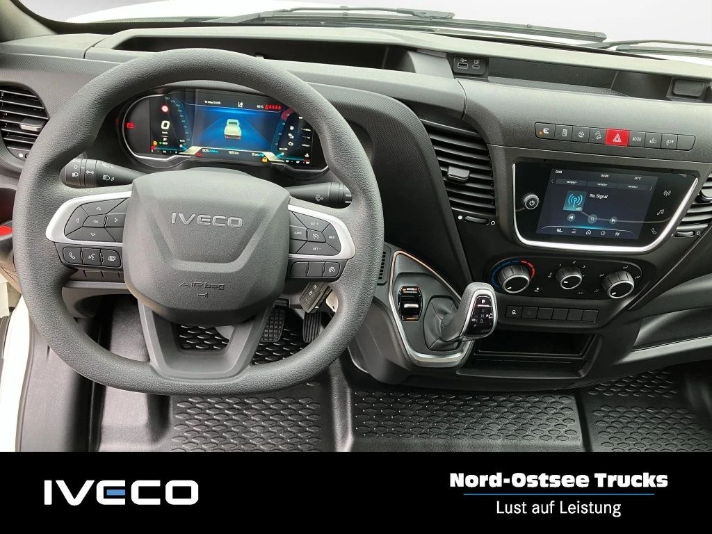 Iveco Daily 35S18HA8 DoKa Pritsche AHK AUT Kam. LM