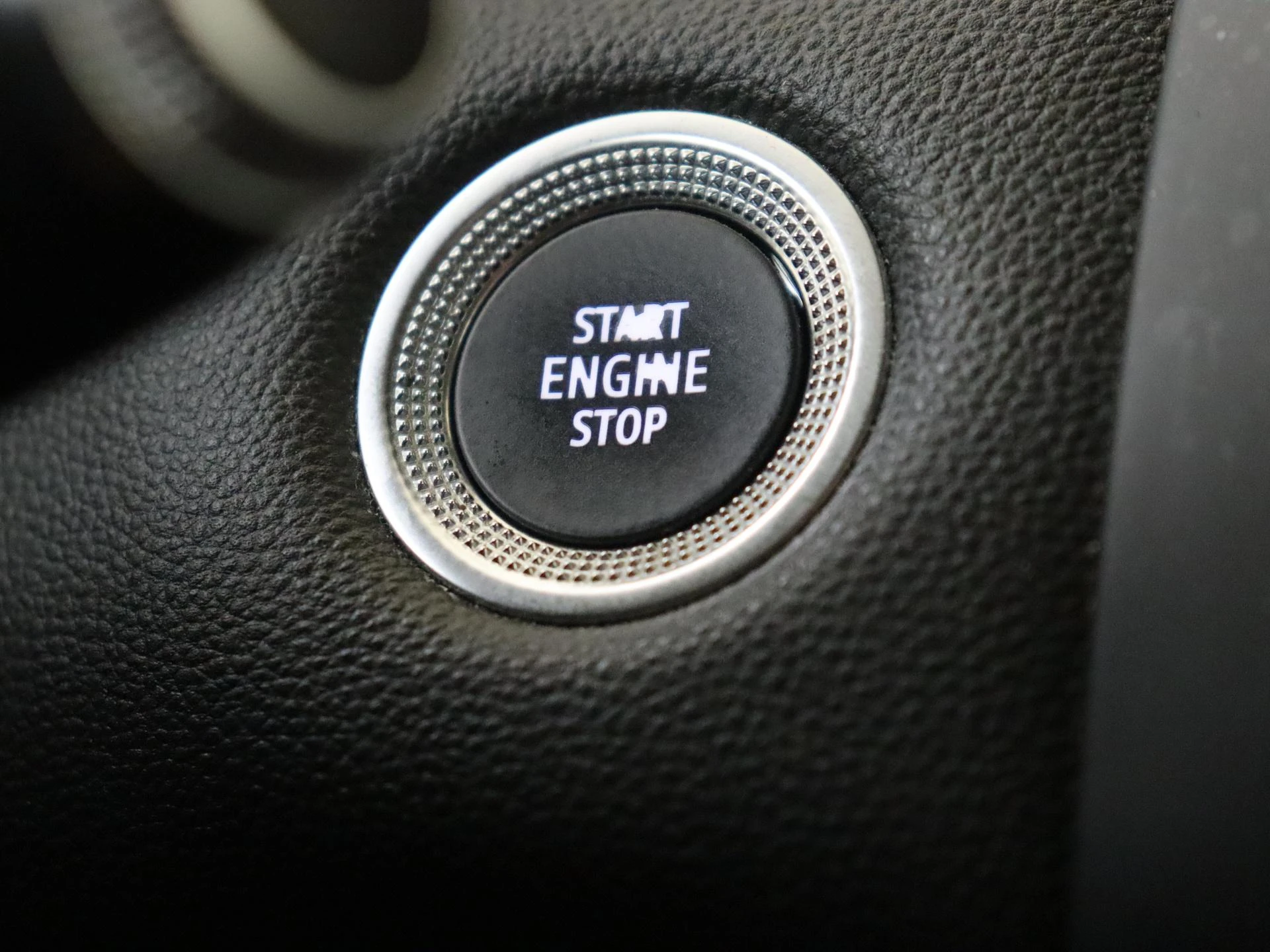 Renault-Captur-image-21