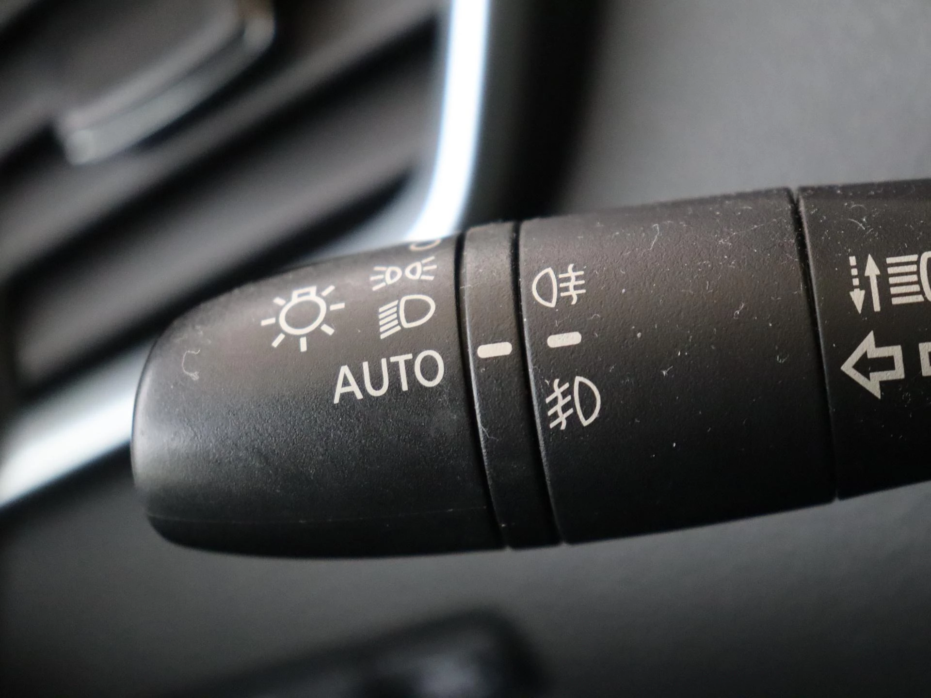 Nissan-QASHQAI-image-25