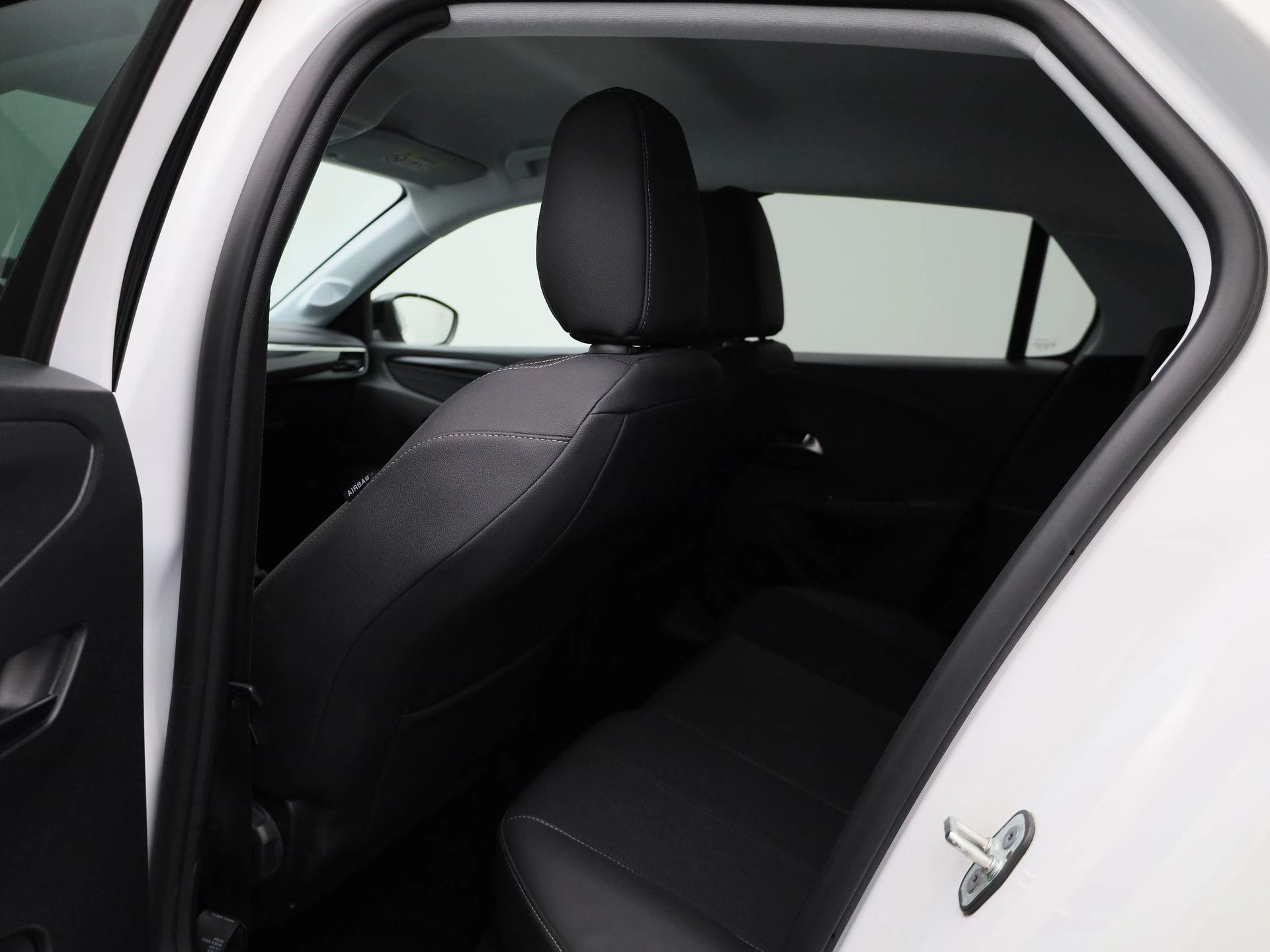Opel-Corsa-image-9
