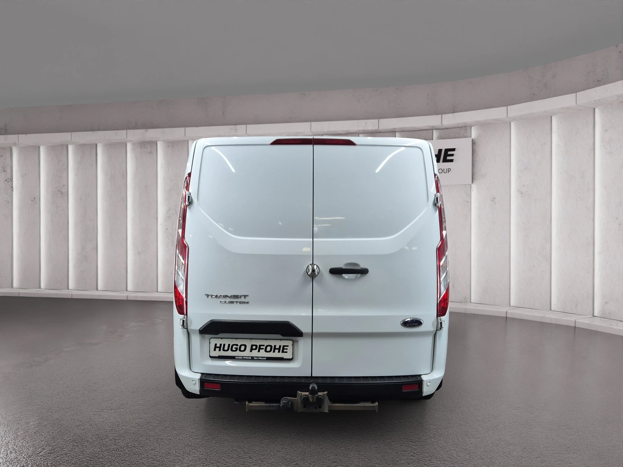 Ford-Transit Custom-image-3