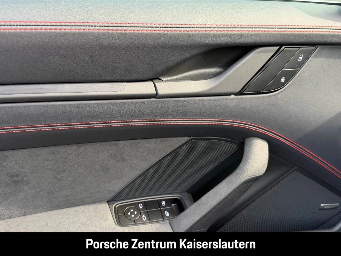 Porsche-911-image-47