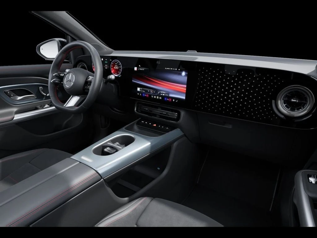 Mercedes-Benz-GLA 250+-image-11