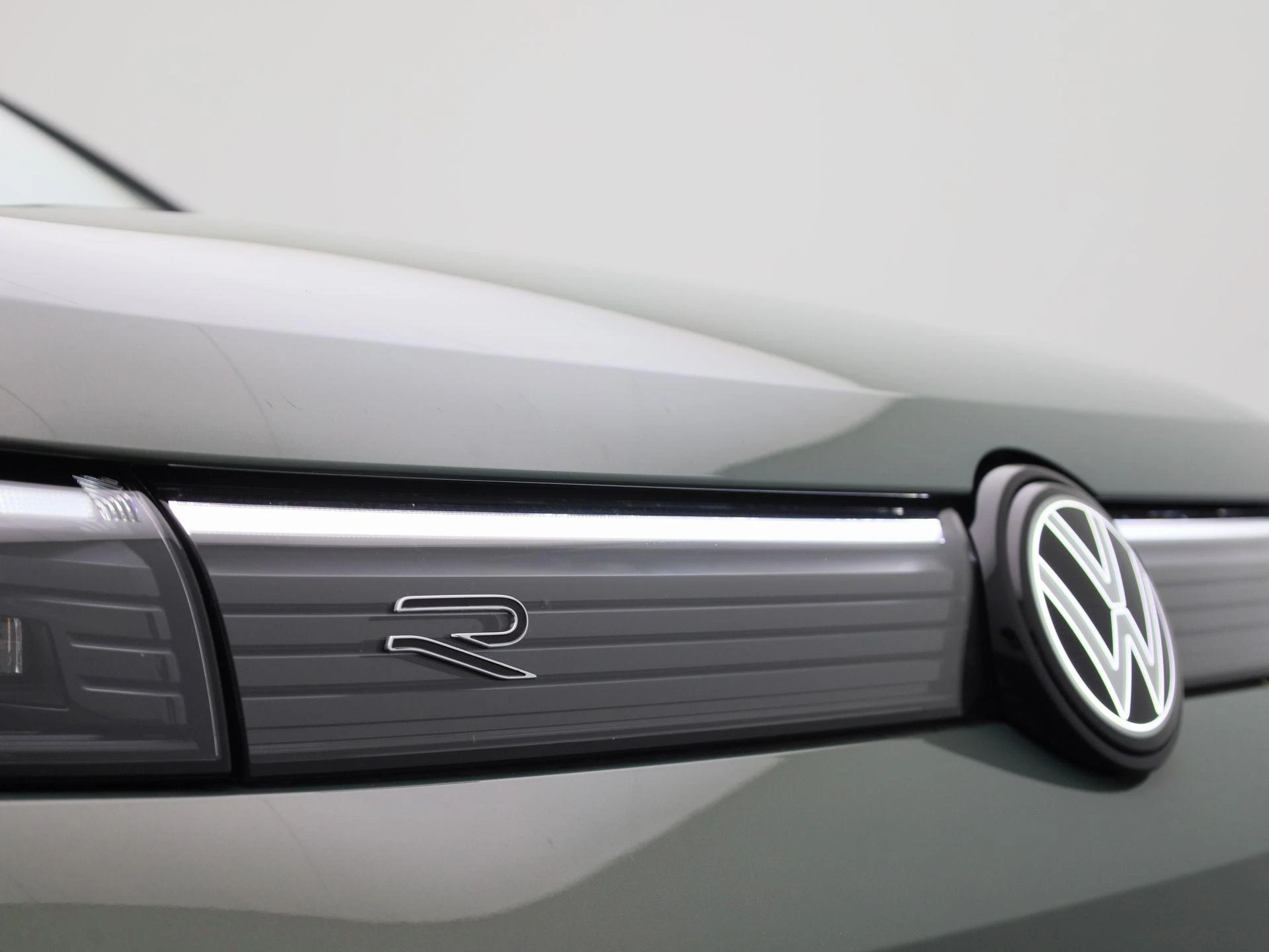 Volkswagen-Tiguan-image-47