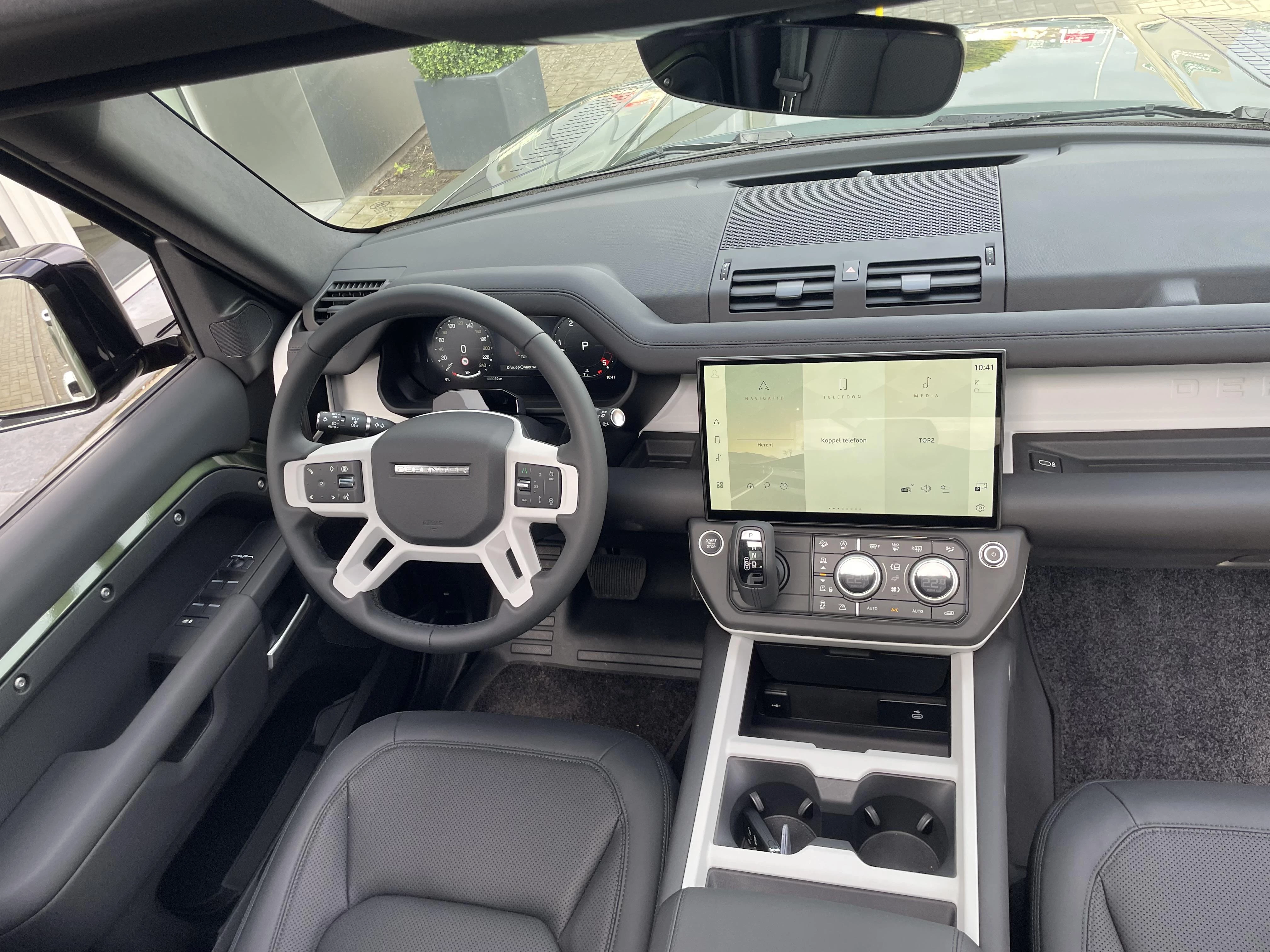 Land Rover Defender 110 D200 S Demo