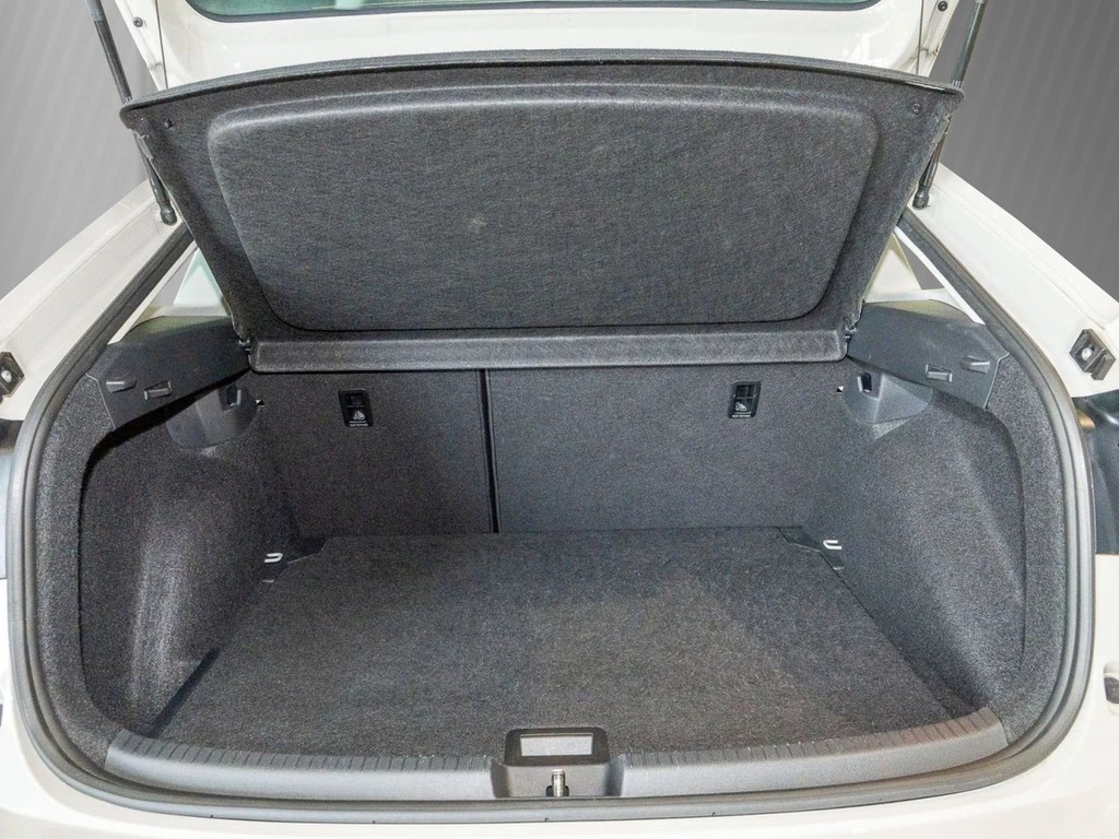 Volkswagen Taigo 1.0 TSI Life *LED*Navi*App-Connect*ACC*PDC*Kamera*Klima