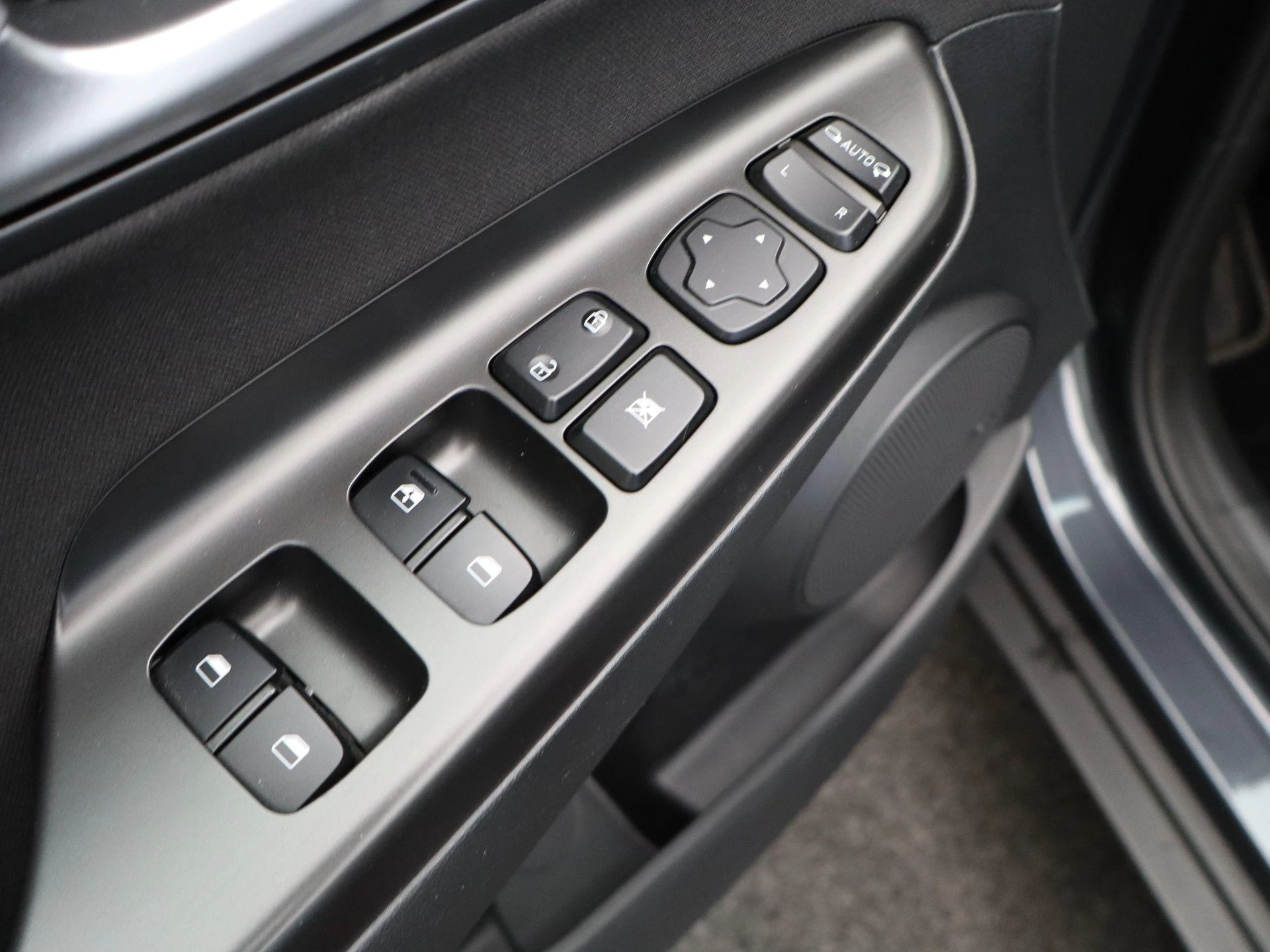 Hyundai-Kona-image-26