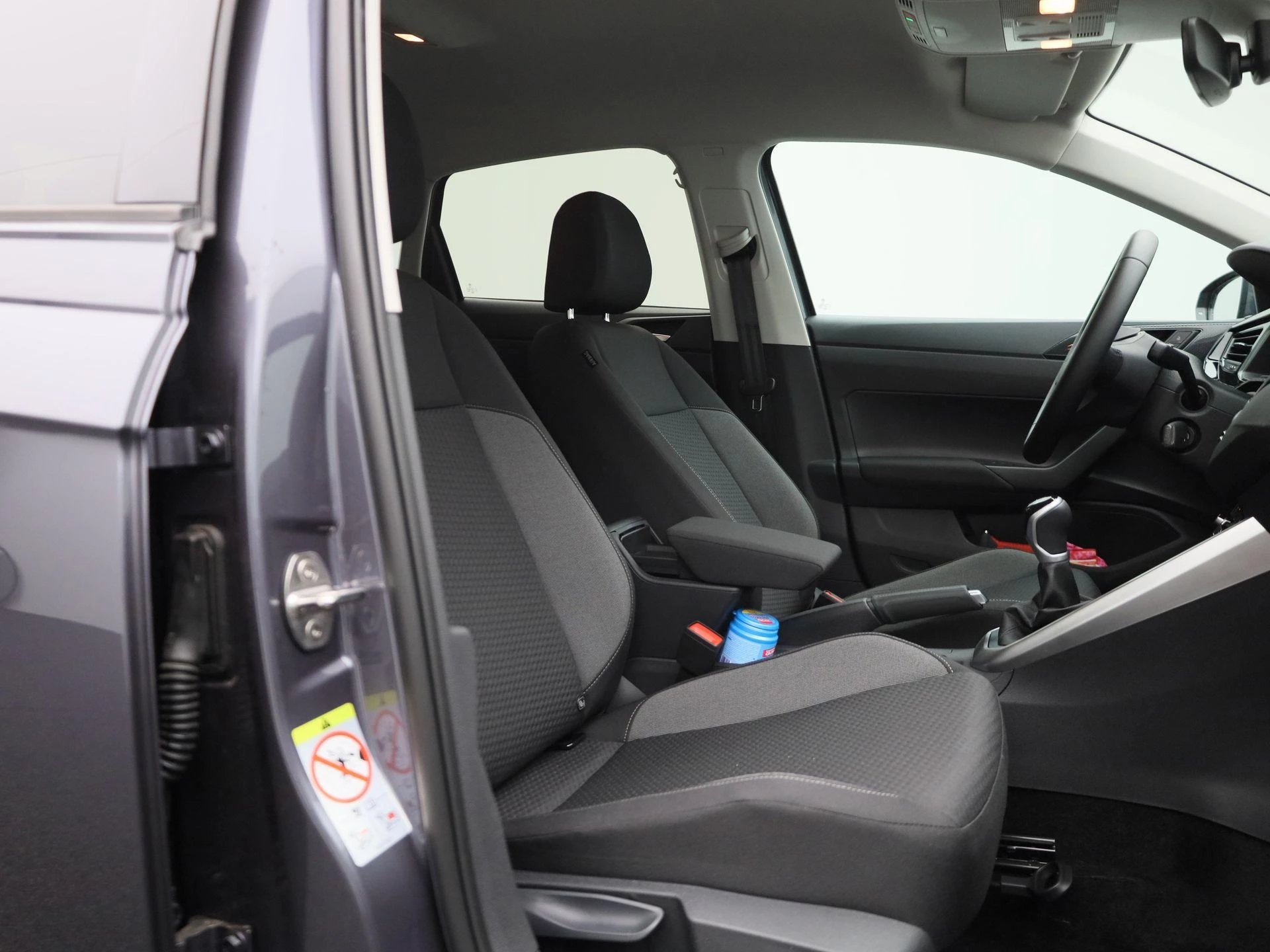 Volkswagen-Polo-image-32