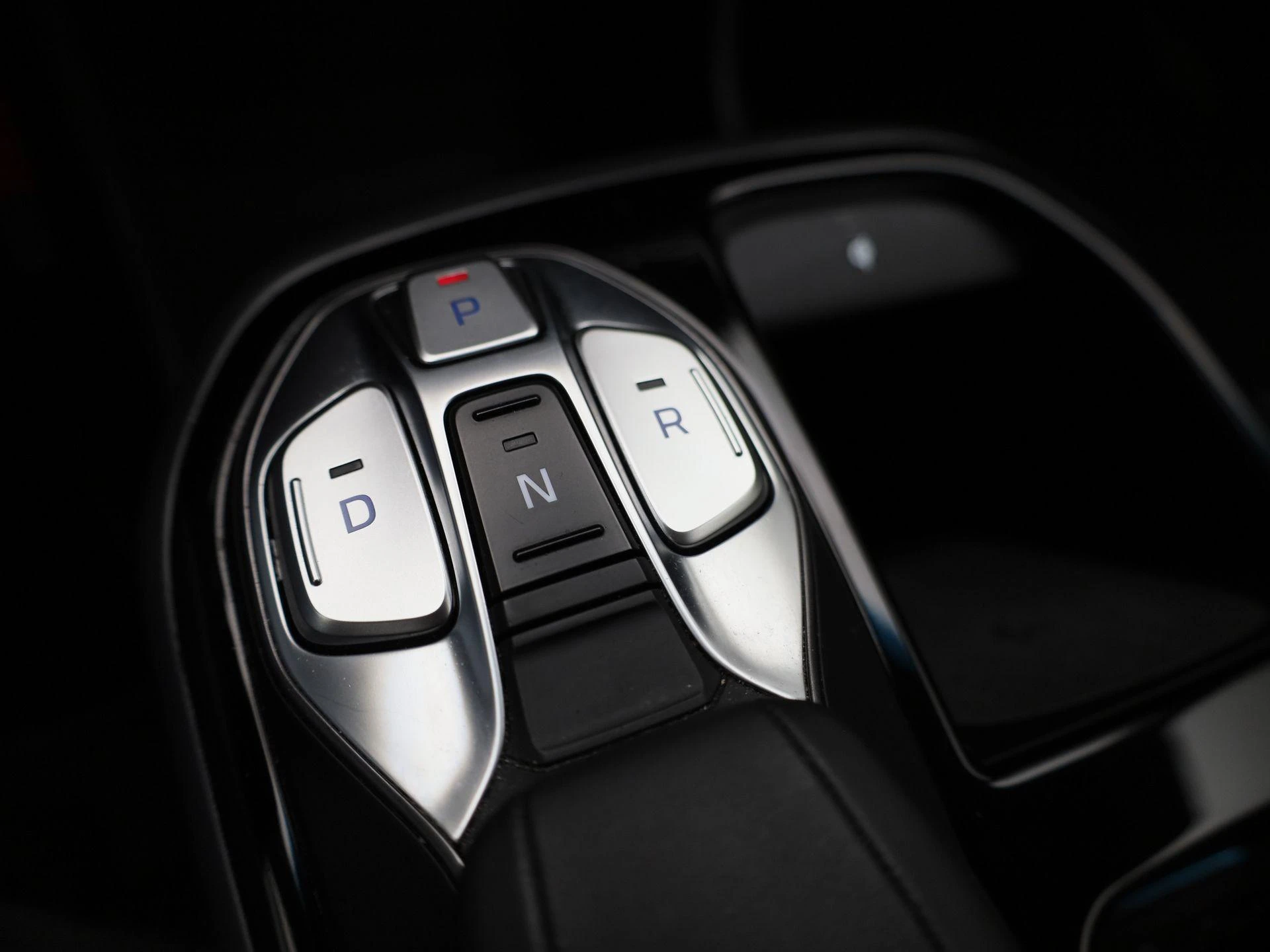 Hyundai-IONIQ-image-25