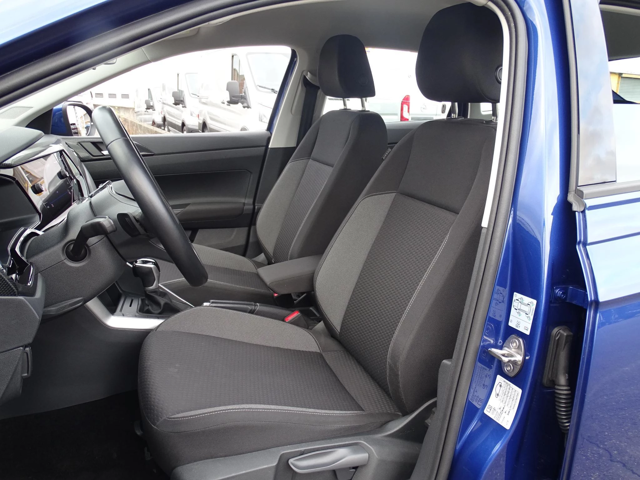 Volkswagen-Taigo-image-10