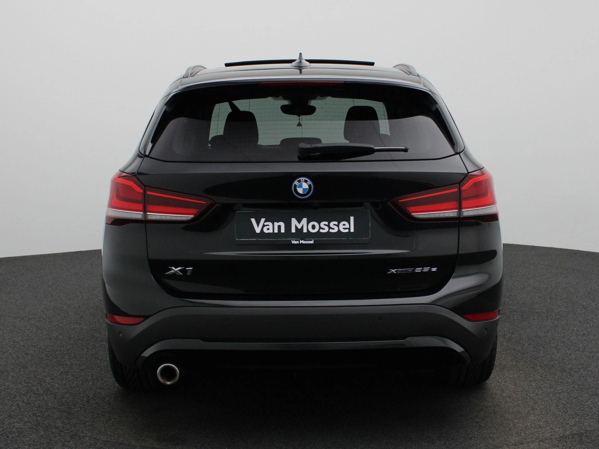 BMW-X1-image-4